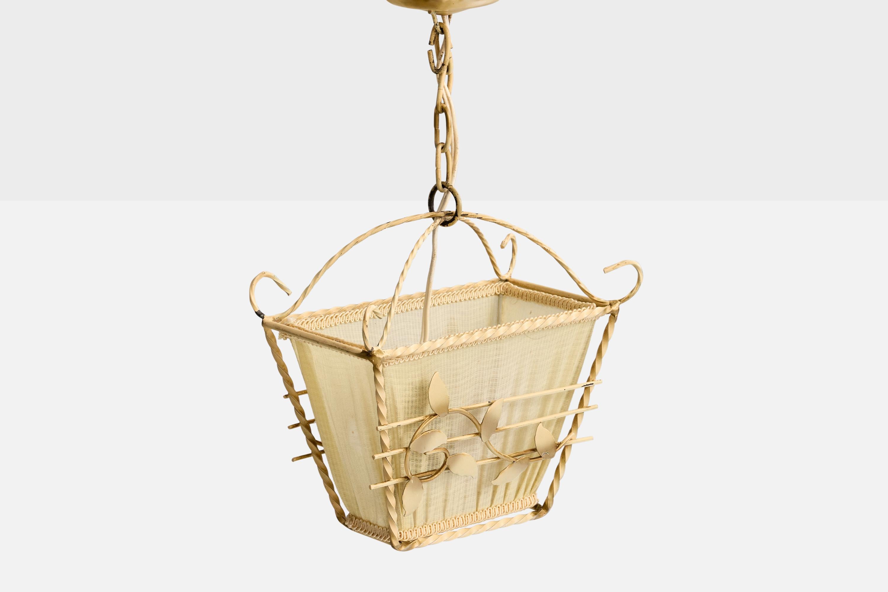 Svedese Designer svedese, lampada a sospensione, ferro, tessuto, Svezia, anni '40 in vendita