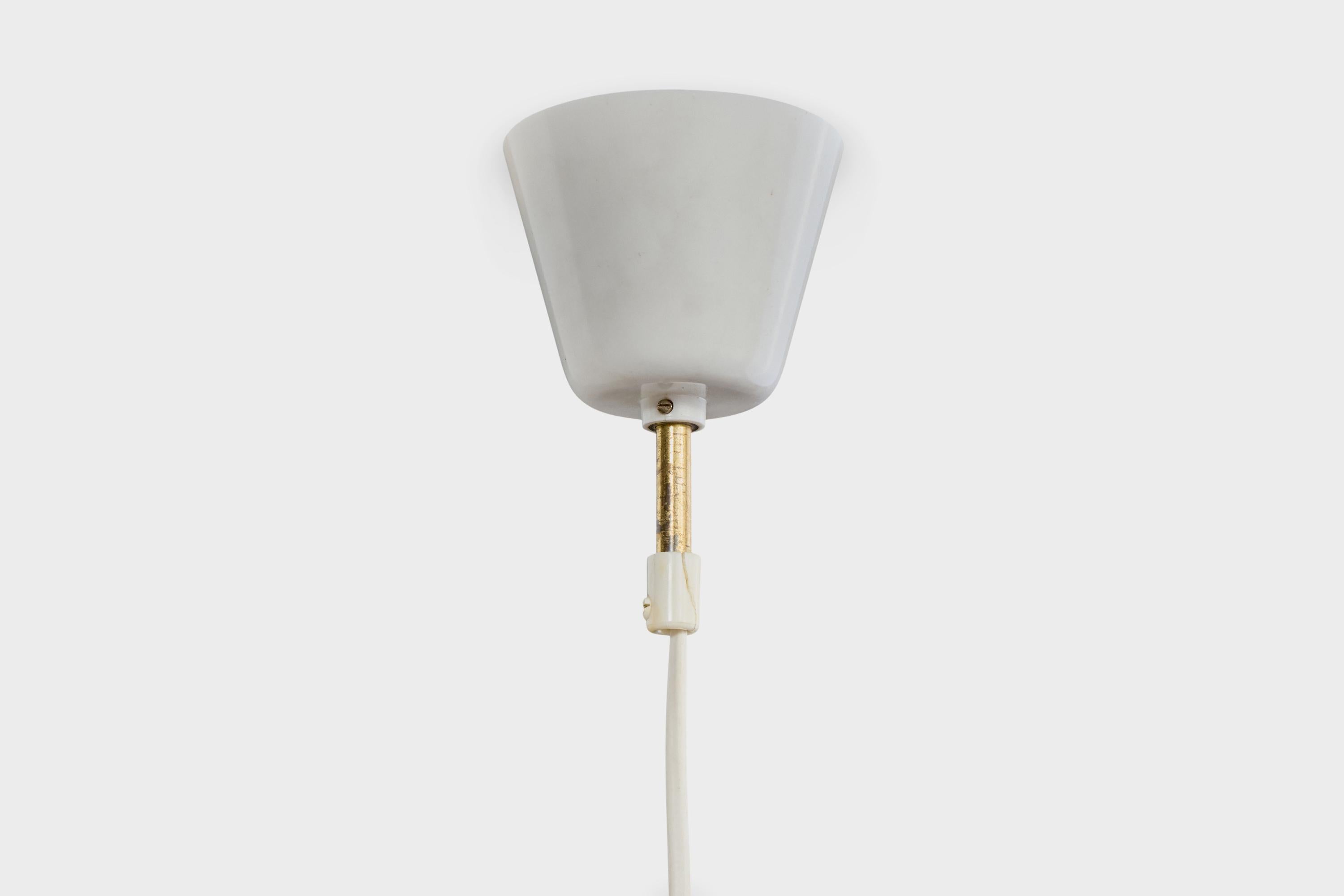 Design/One Light, métal, verre, Suède, années 1950 en vente 3