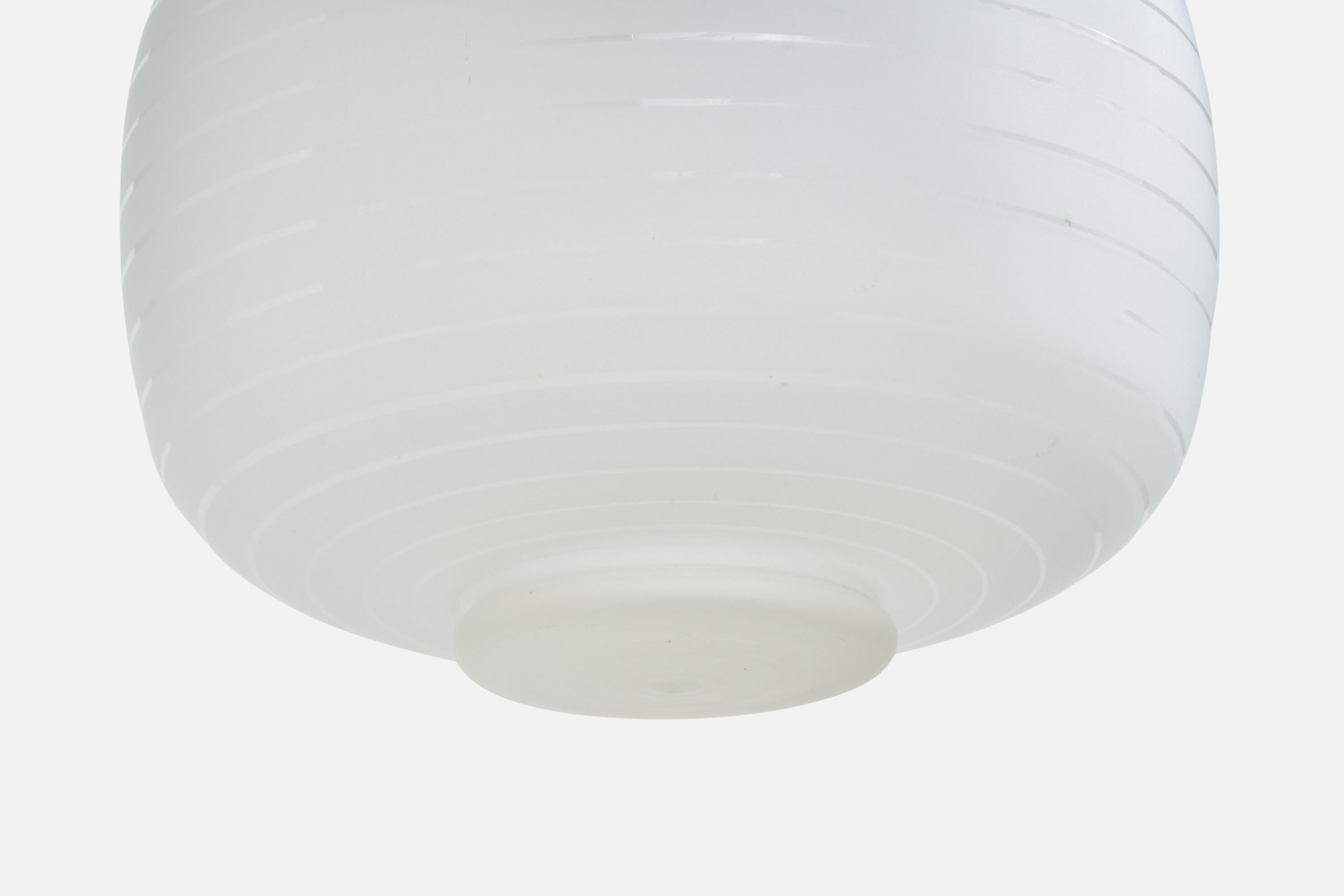Metà XX secolo Designer svedese, lampada a sospensione, nichel, vetro, Svezia, anni '1930 in vendita