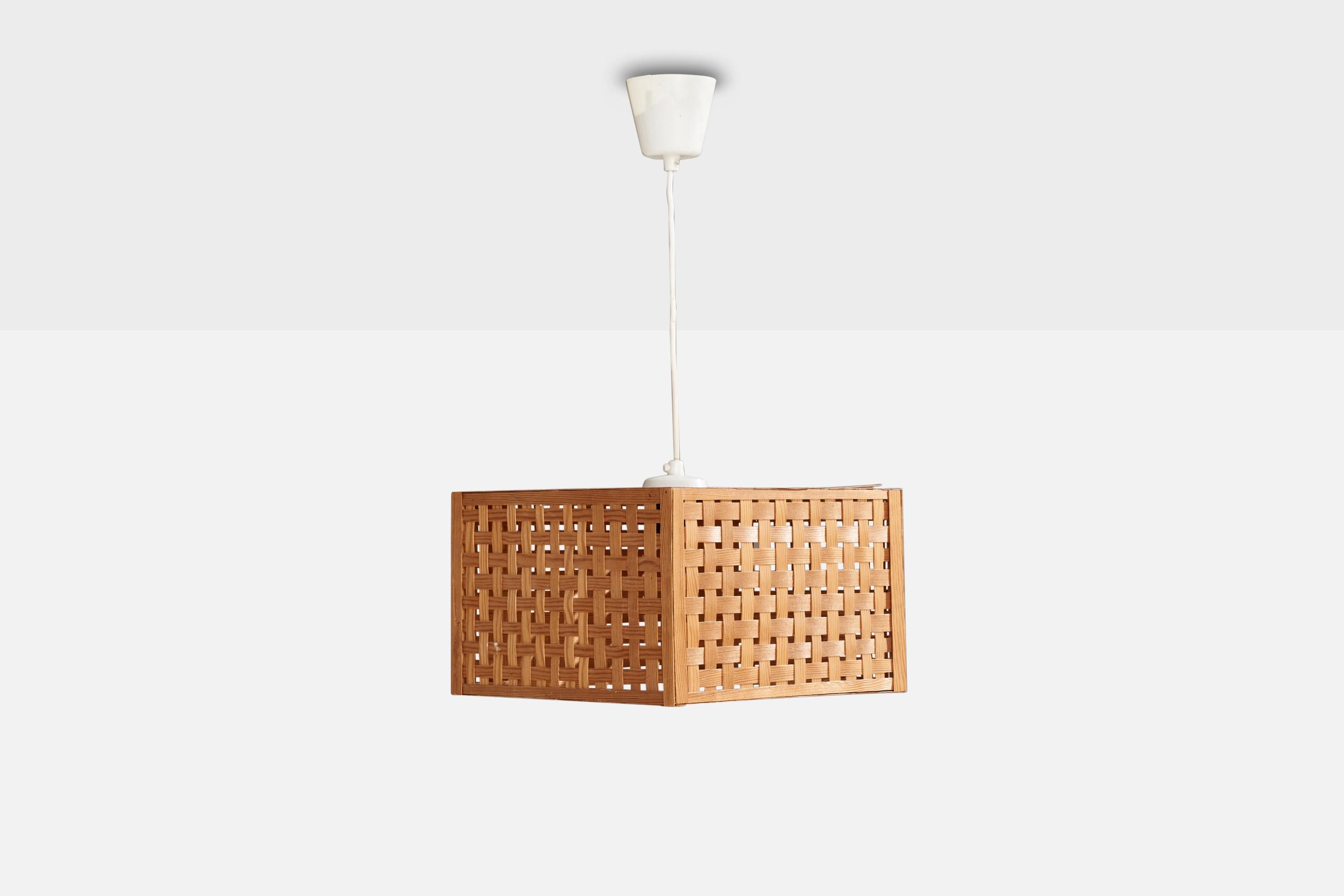 Svedese Designer svedese, lampada a sospensione, pino, Svezia, anni '70 in vendita