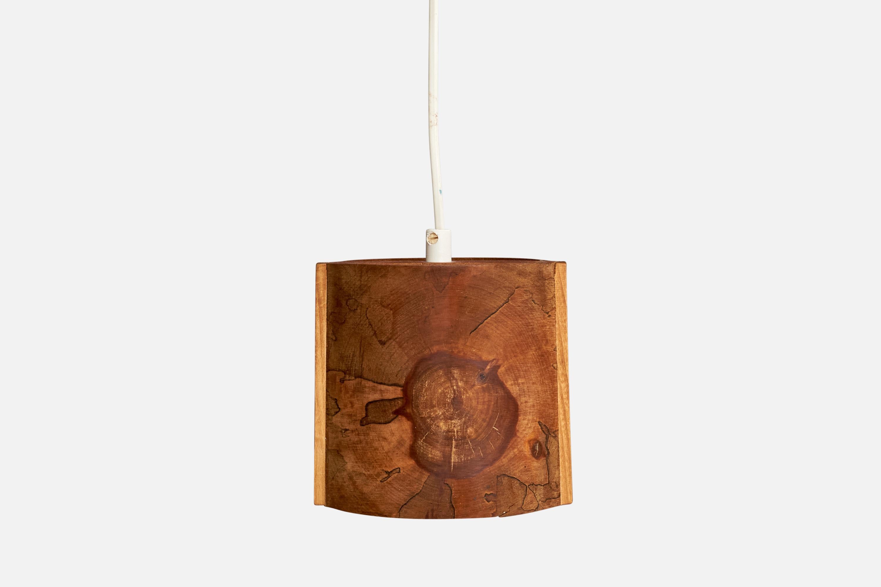 Suédois Designer suédois, lampe suspendue, pin, Suède, années 1970 en vente