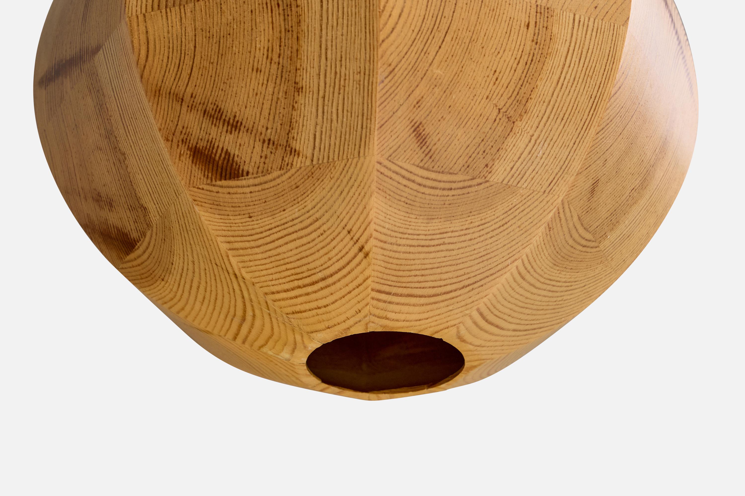 Fin du 20e siècle Swedish Designer, Pendant Light, Pine, Sweden, 1970s en vente