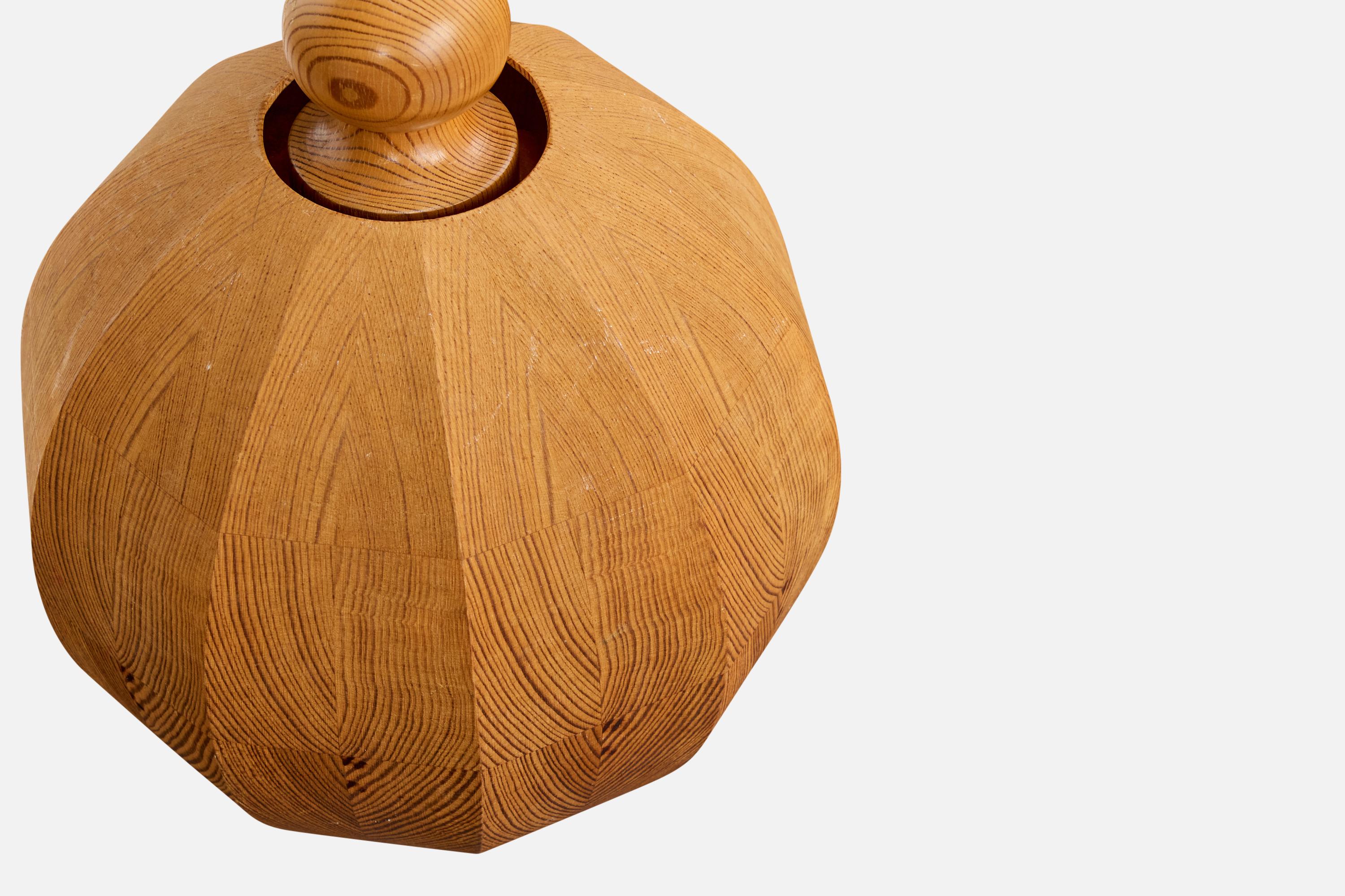 Swedish Designer, Pendant Light, Pine, Sweden, 1970s For Sale 2
