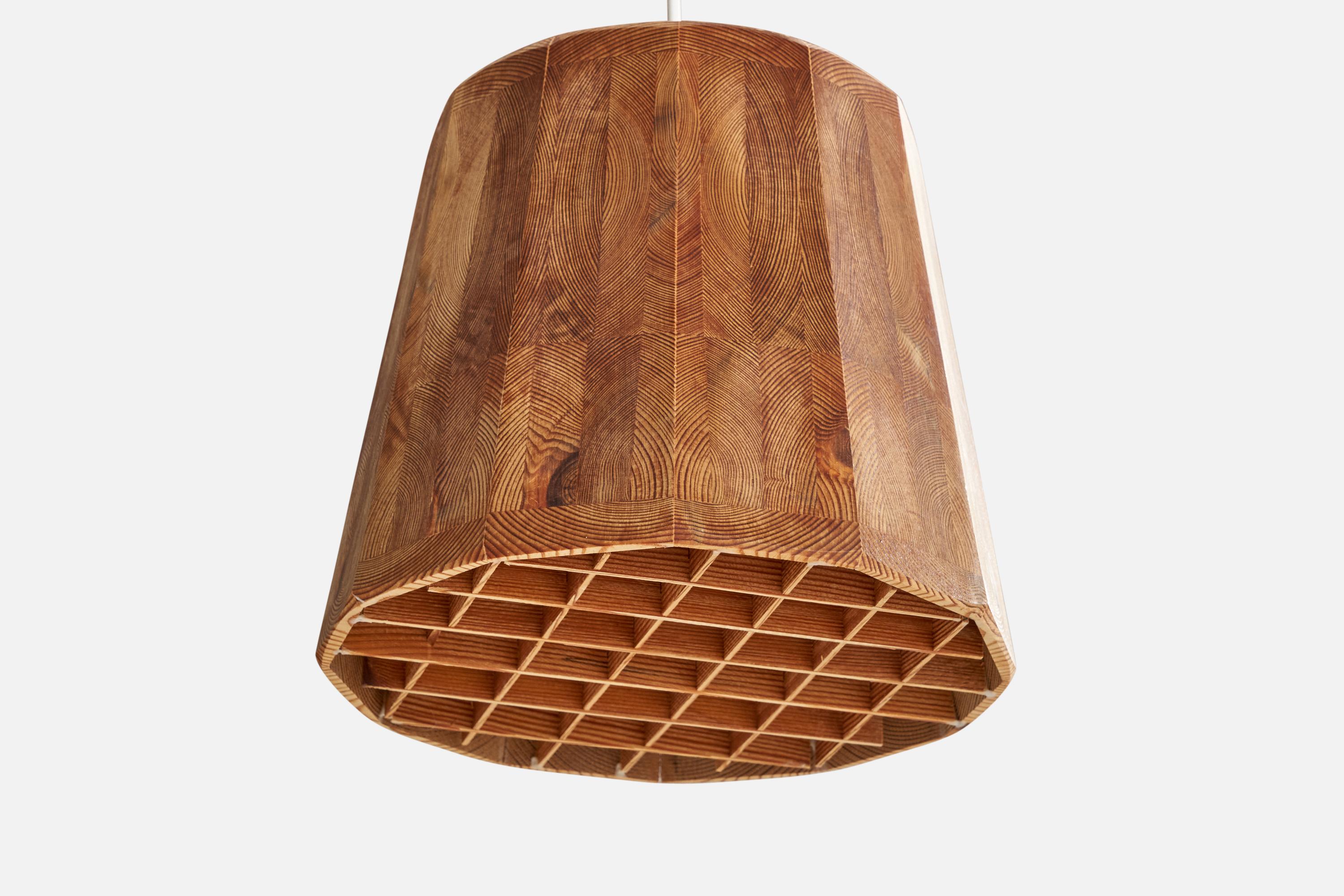 Designer svedese, lampada a sospensione, pino, Svezia, anni '70 in vendita 2
