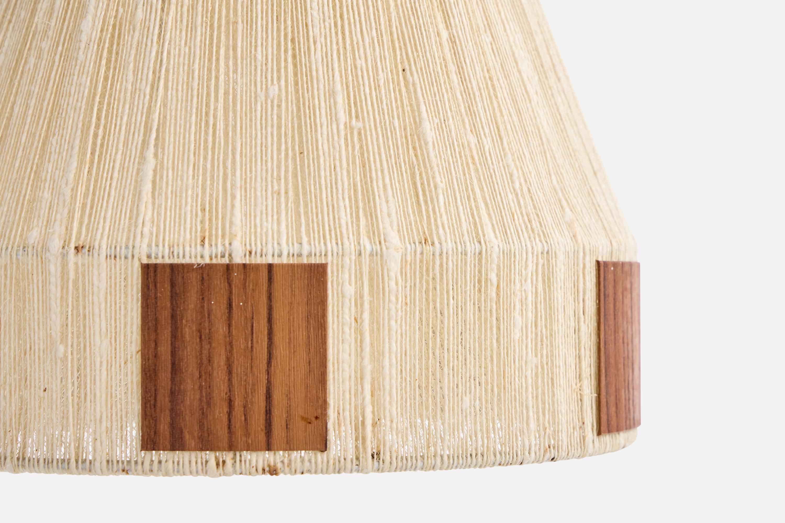 Milieu du XXe siècle Design/One Light, Wood, Fabrice, Suède, années 1950 en vente
