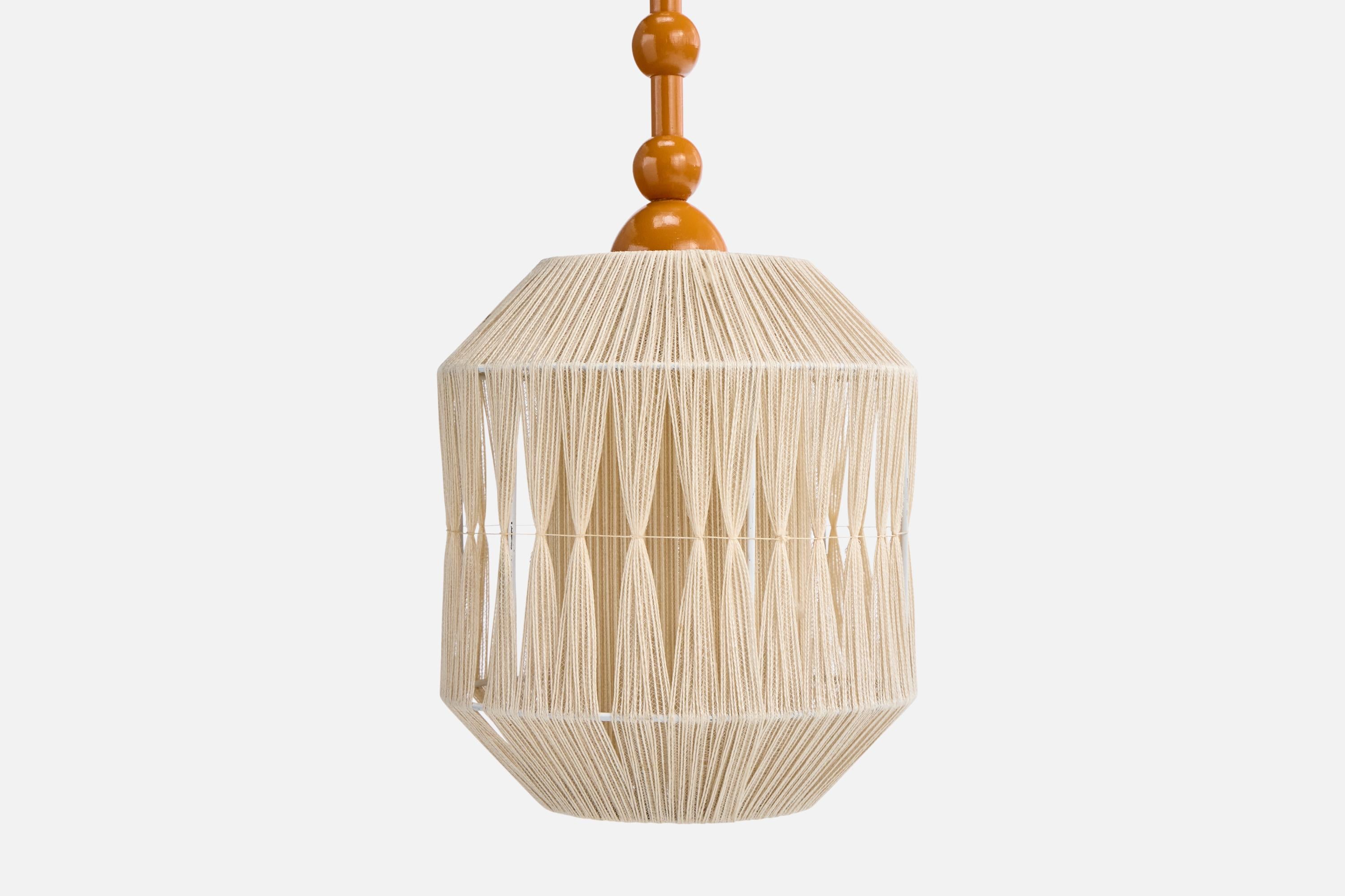 Design/One Light, Wood, Fabrice, Suède, années 1960 Bon état - En vente à High Point, NC