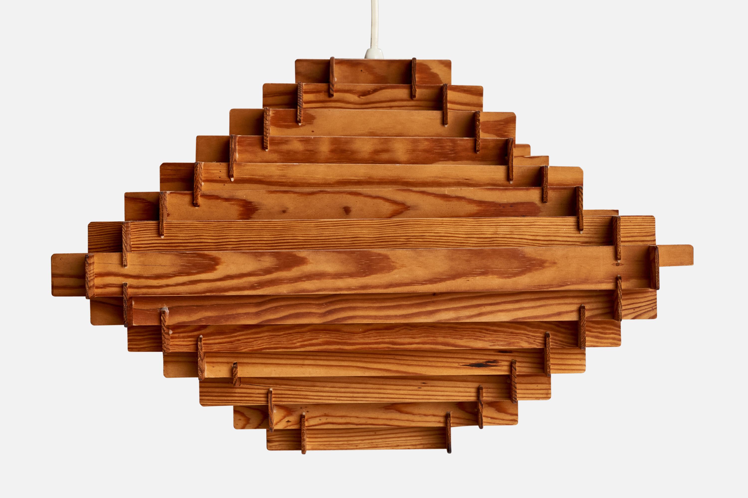 Swedish Designer, Pendant, Pine, Sweden, 1960s In Good Condition For Sale In High Point, NC
