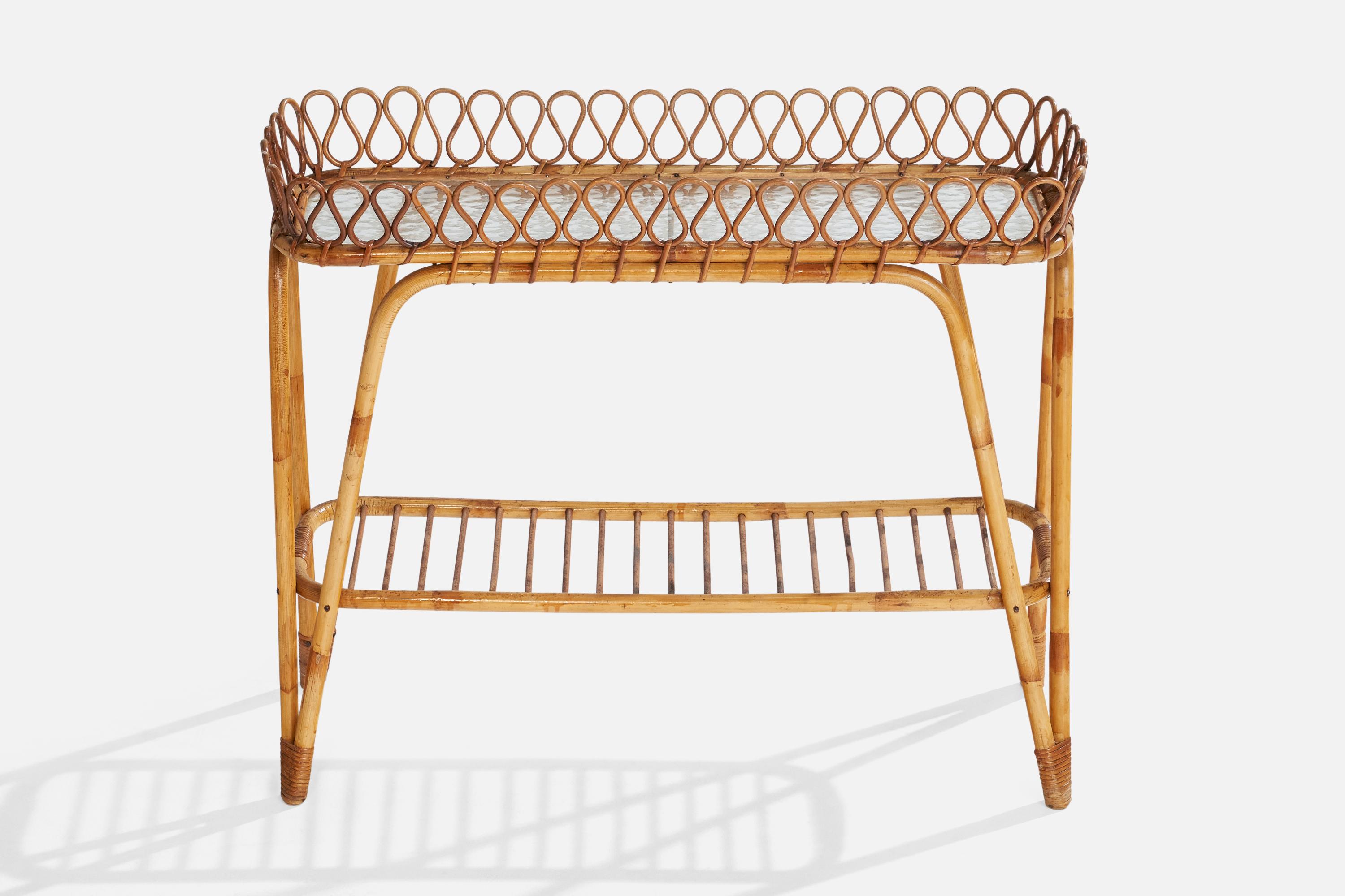 Schwedischer Designer, Pflanzenständer, Bambus, Rattan, Glas, Schweden, 1950er Jahre im Zustand „Gut“ im Angebot in High Point, NC
