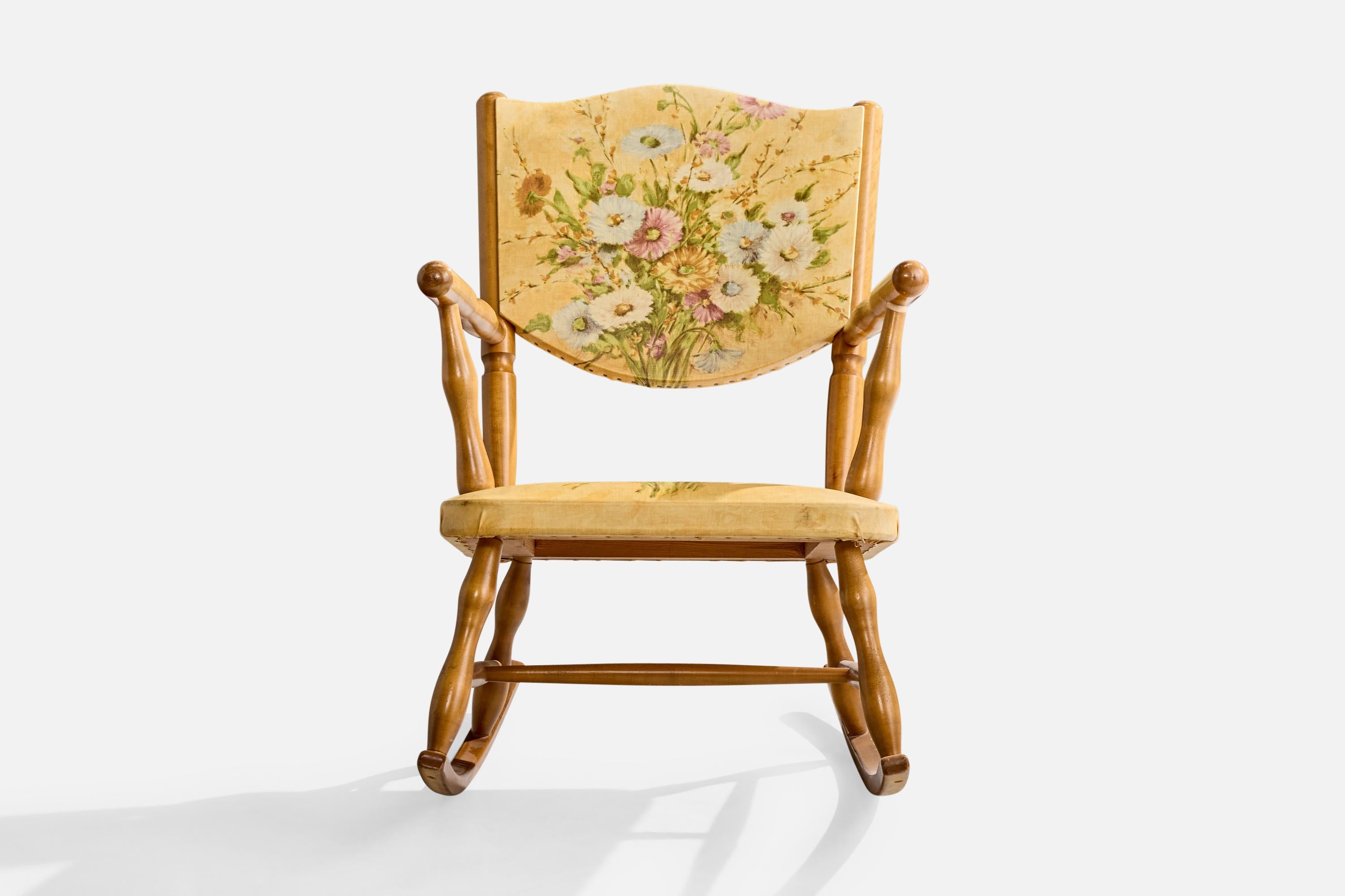 Svedese Designer svedese, sedia a dondolo, betulla, similpelle, Svezia, anni '40 in vendita