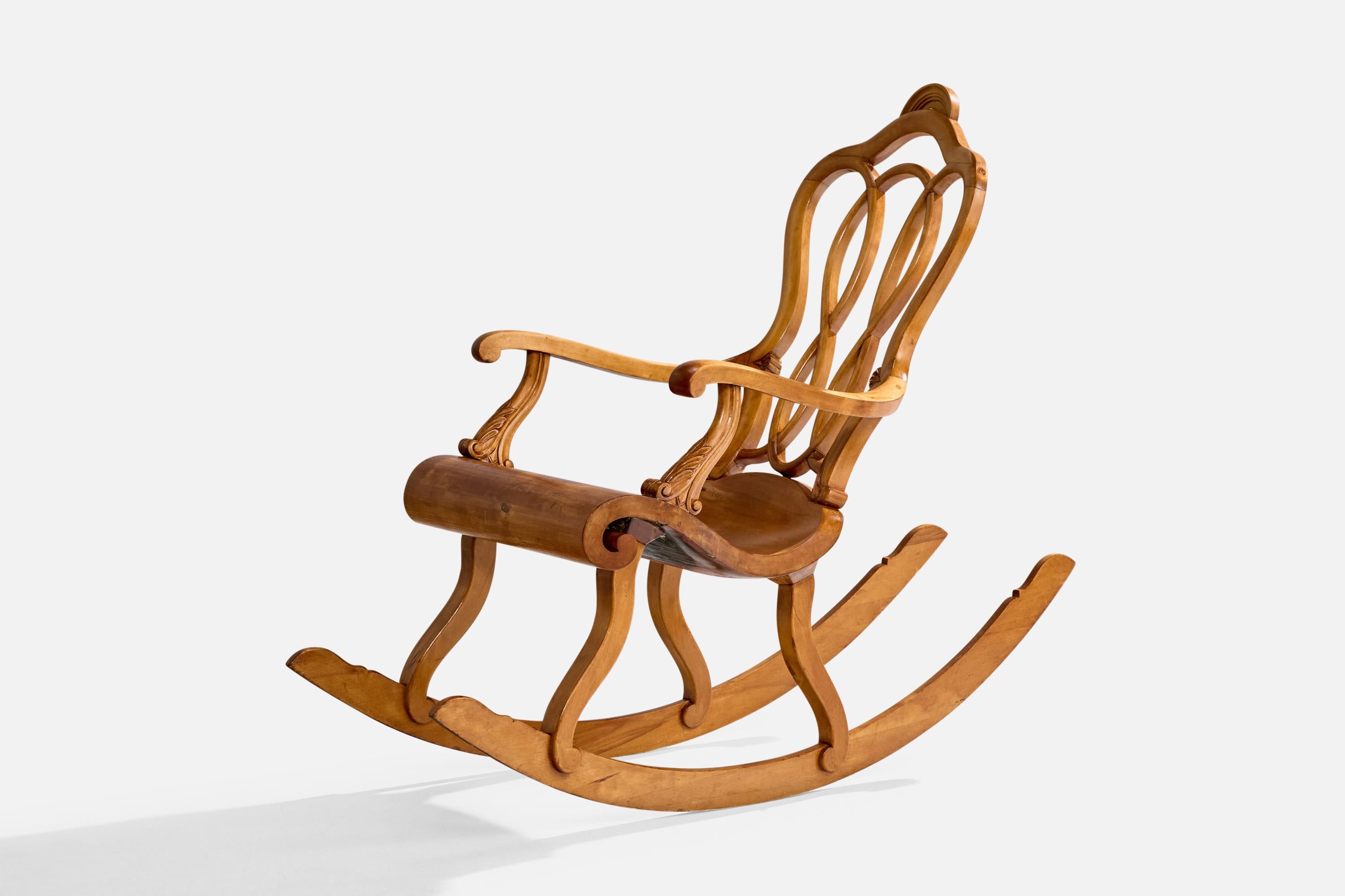 Designer suédois, chaise à bascule, bouleau, Suède, 1900 Bon état - En vente à High Point, NC