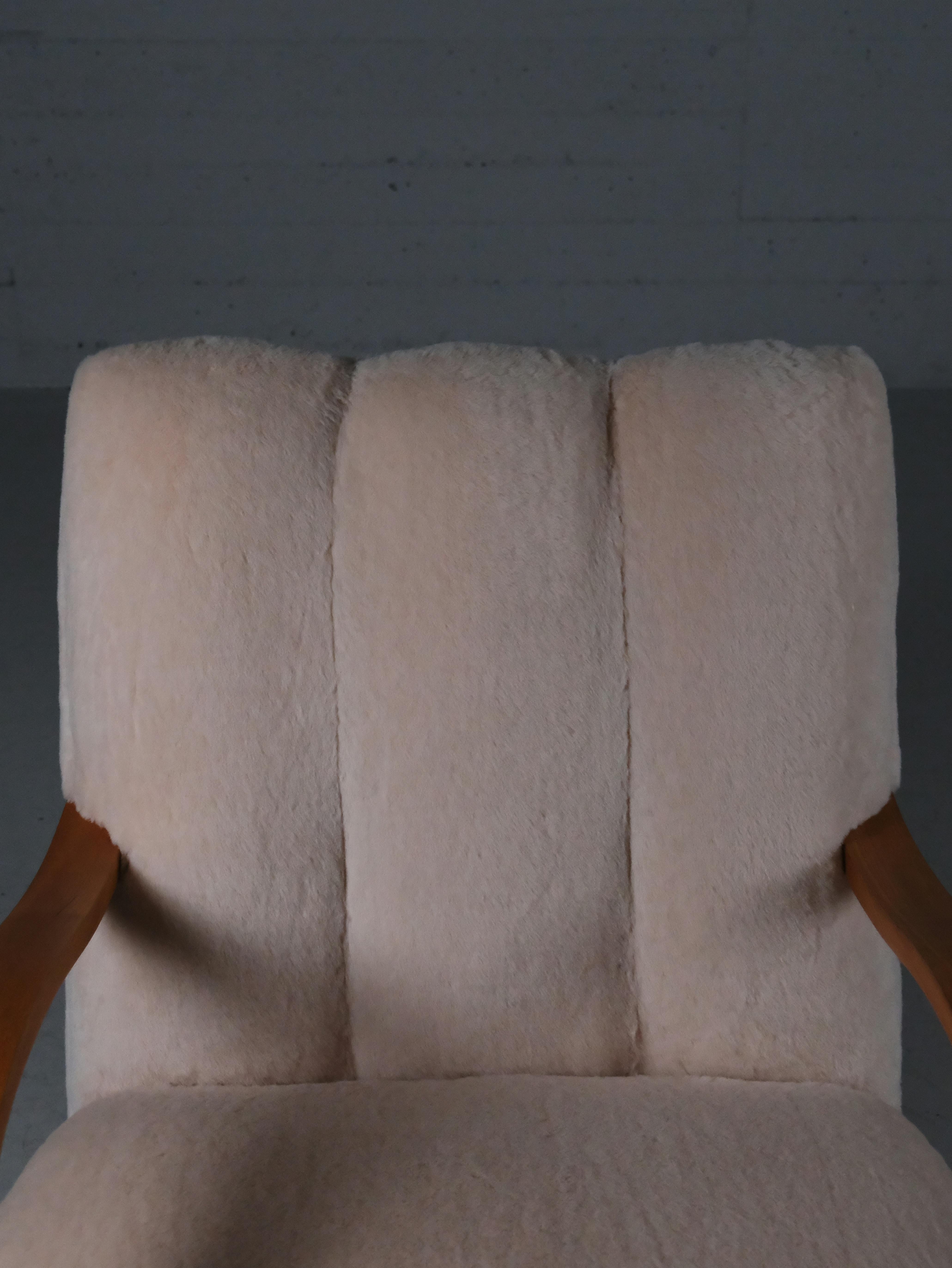Sedie a dondolo di design svedese, olmo e alpaca, anni '40 in vendita 12