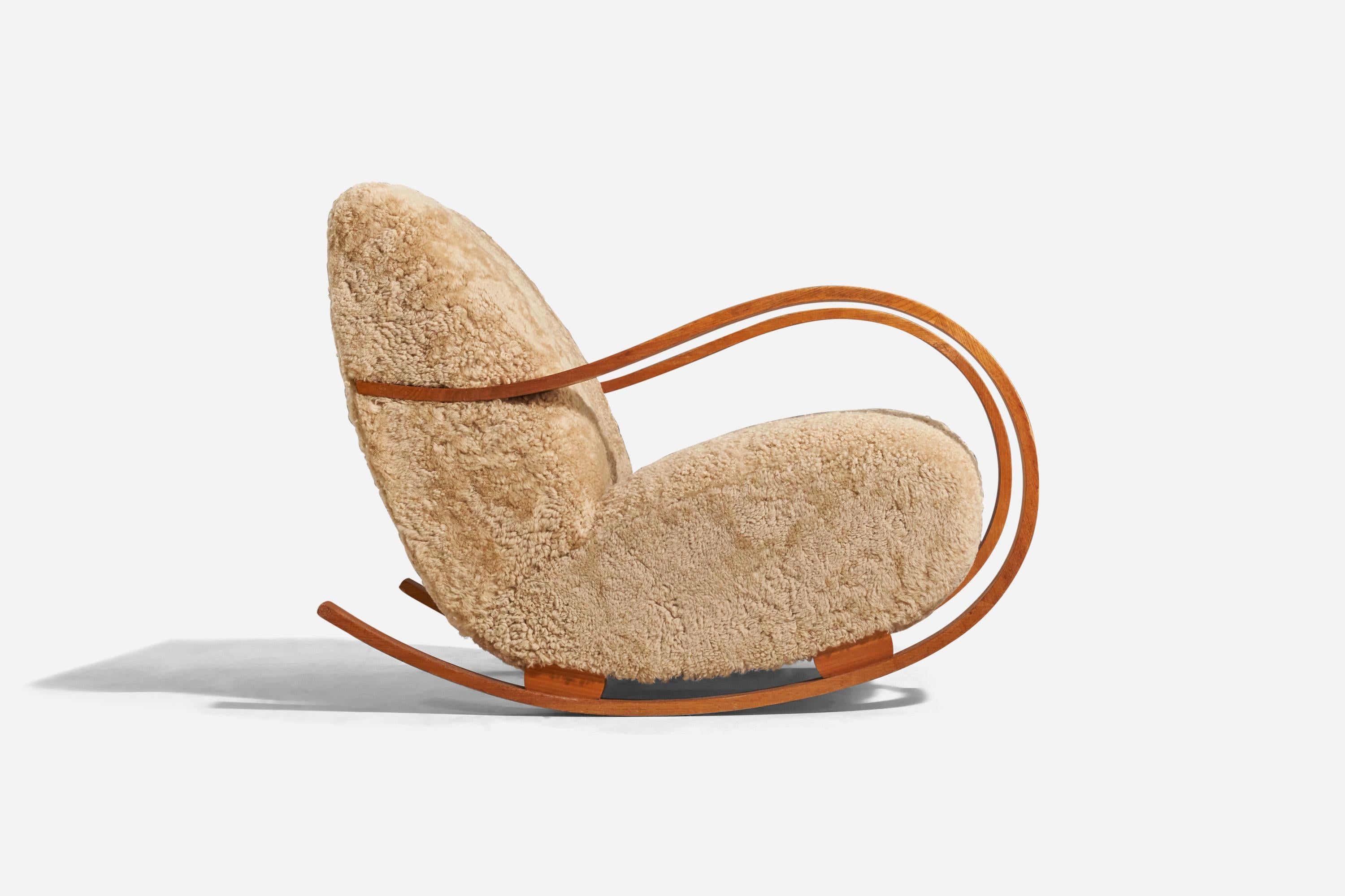 Swedish Designer, Rocking Lounge Chair, Bentwood, Sheepskin, Sweden, 1940s In Good Condition In High Point, NC