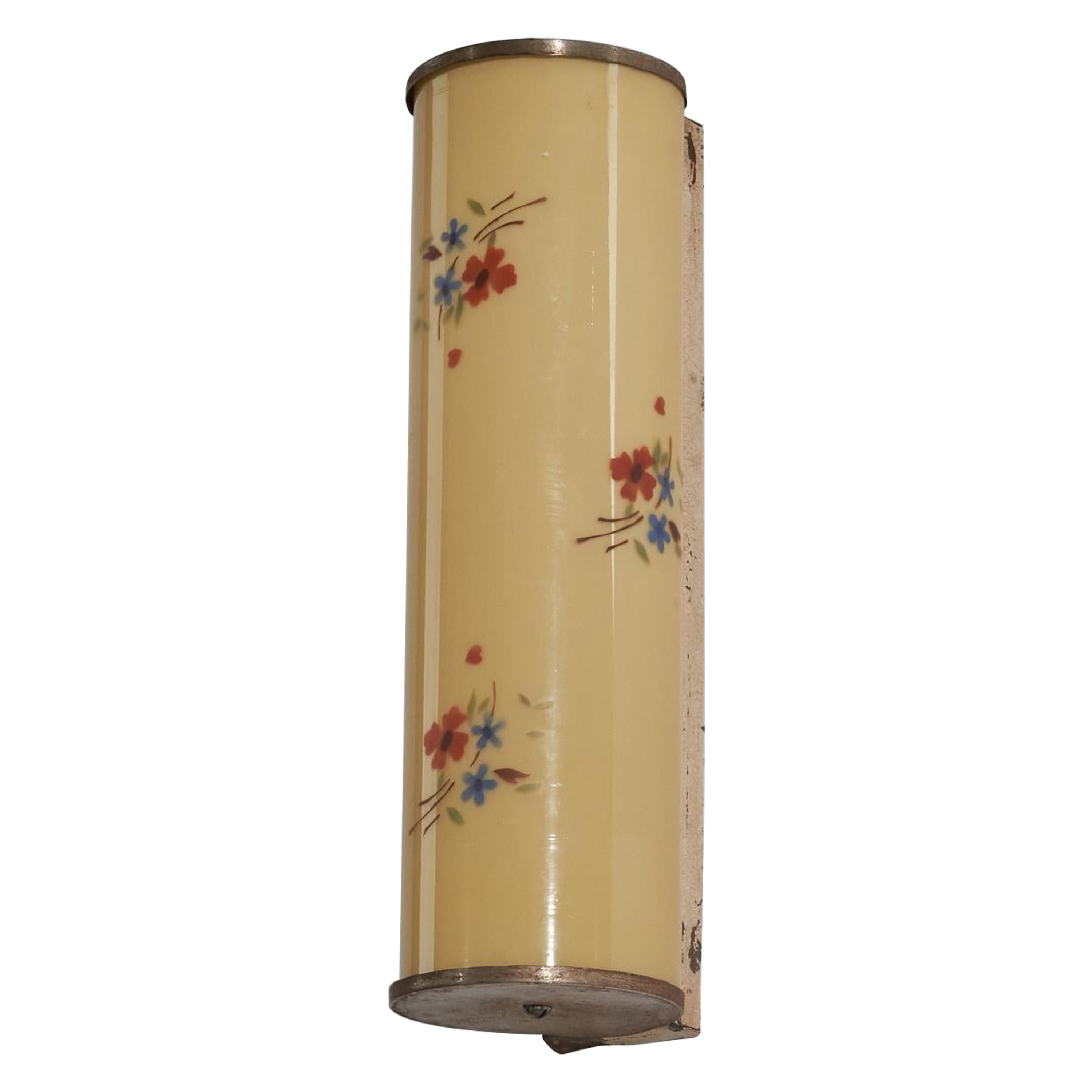 Diseñador sueco, candelabro, latón, cristal, Suecia, c. 1940 en venta
