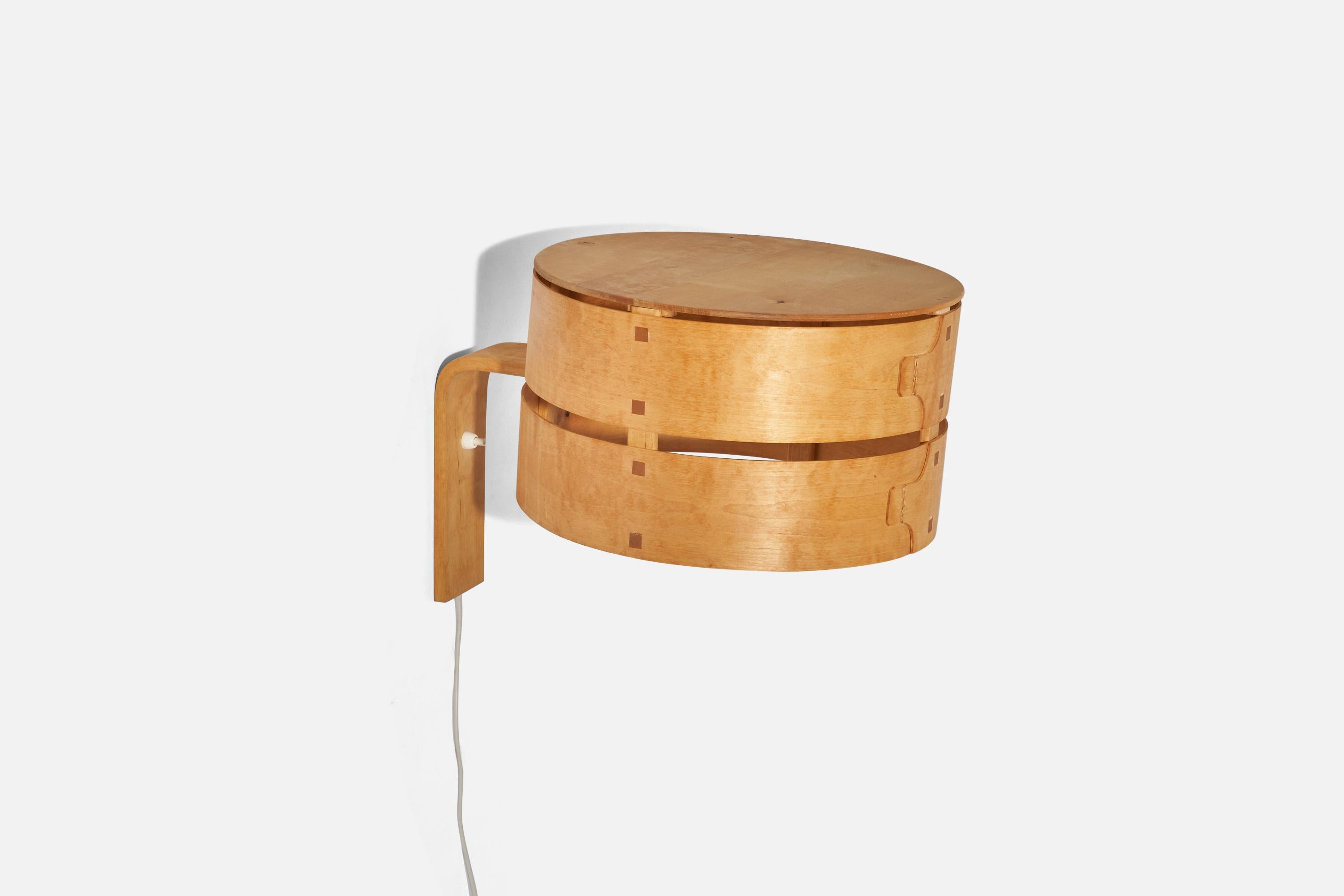 Mid-Century Modern Designer suédois, Applique, bois moulé, Suède, 1970 en vente