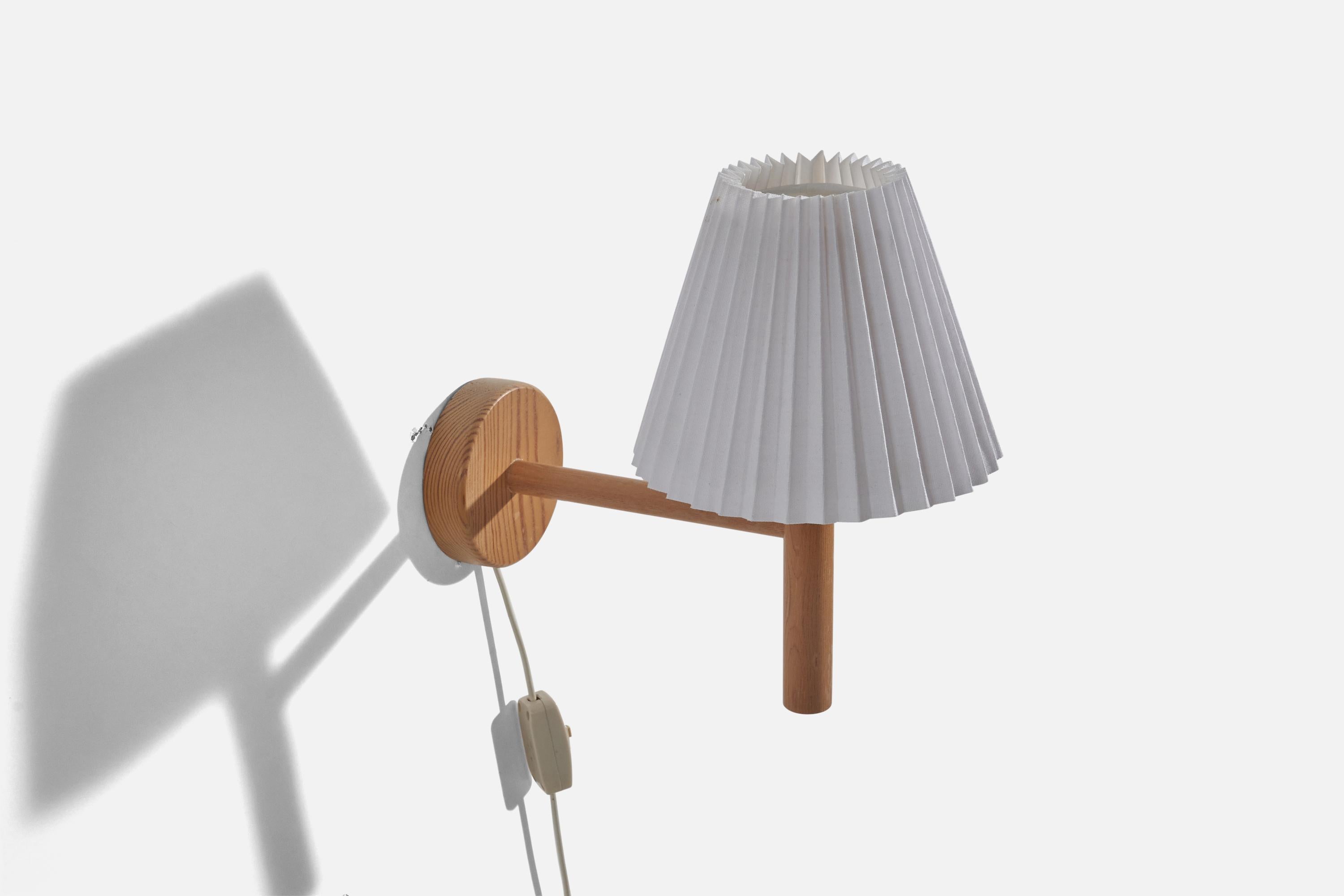 Post-Modern Swedish Designer, Sconces, Pine, Paper, Sweden, c. 1970s For Sale