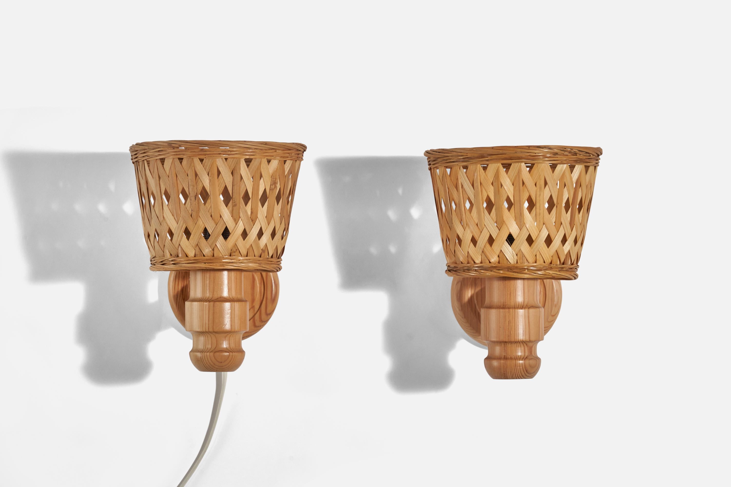Swedish Designer, Sconces, Pine, Rattan, Sweden, 1970s In Good Condition For Sale In High Point, NC