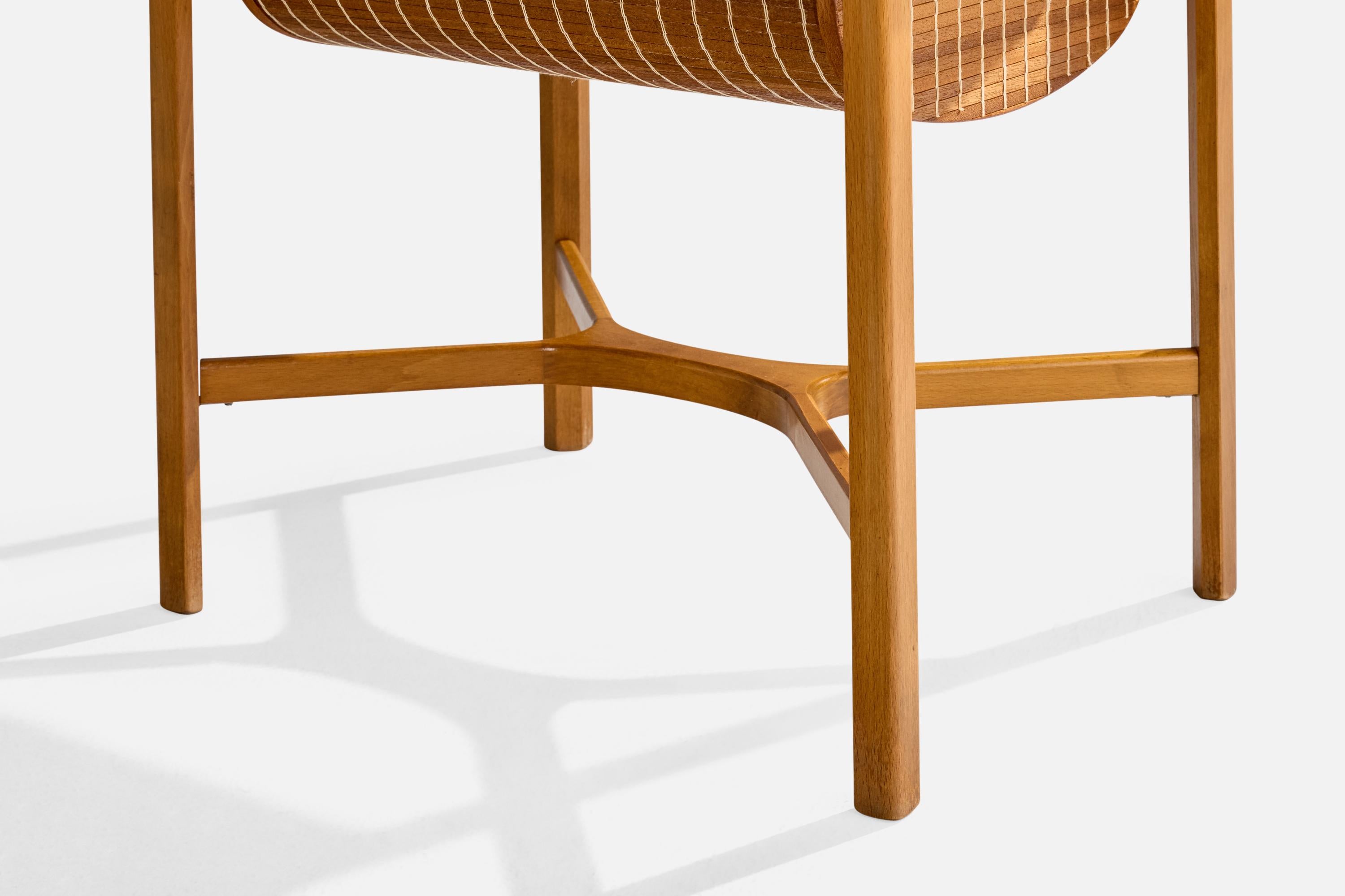 Schwedischer Designer, Nähtisch, Teakholz, Schilf, Schweden, 1950er Jahre im Angebot 5