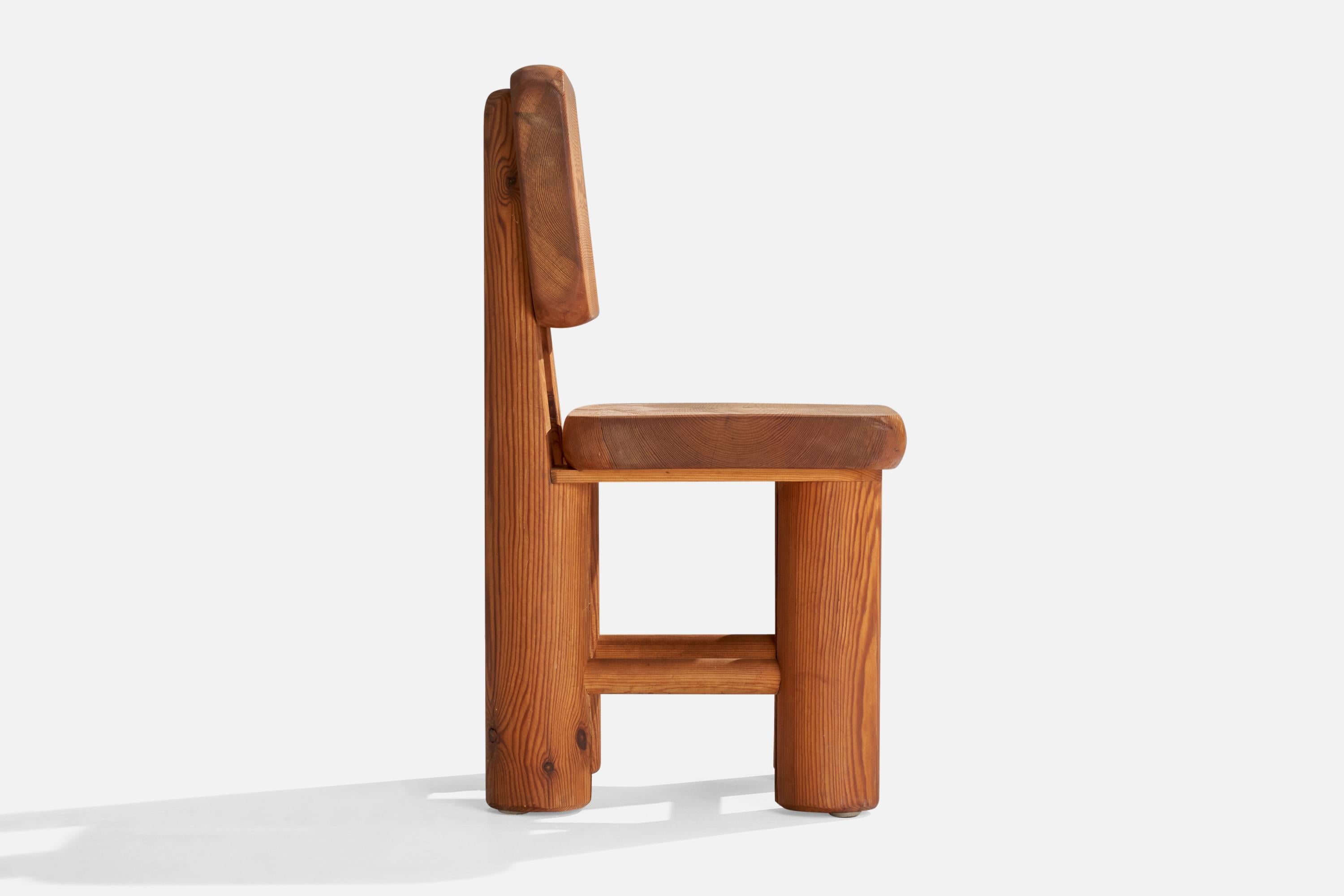 Designer suédois, chaise d'appoint, pin, Suède, années 1950 Bon état - En vente à High Point, NC