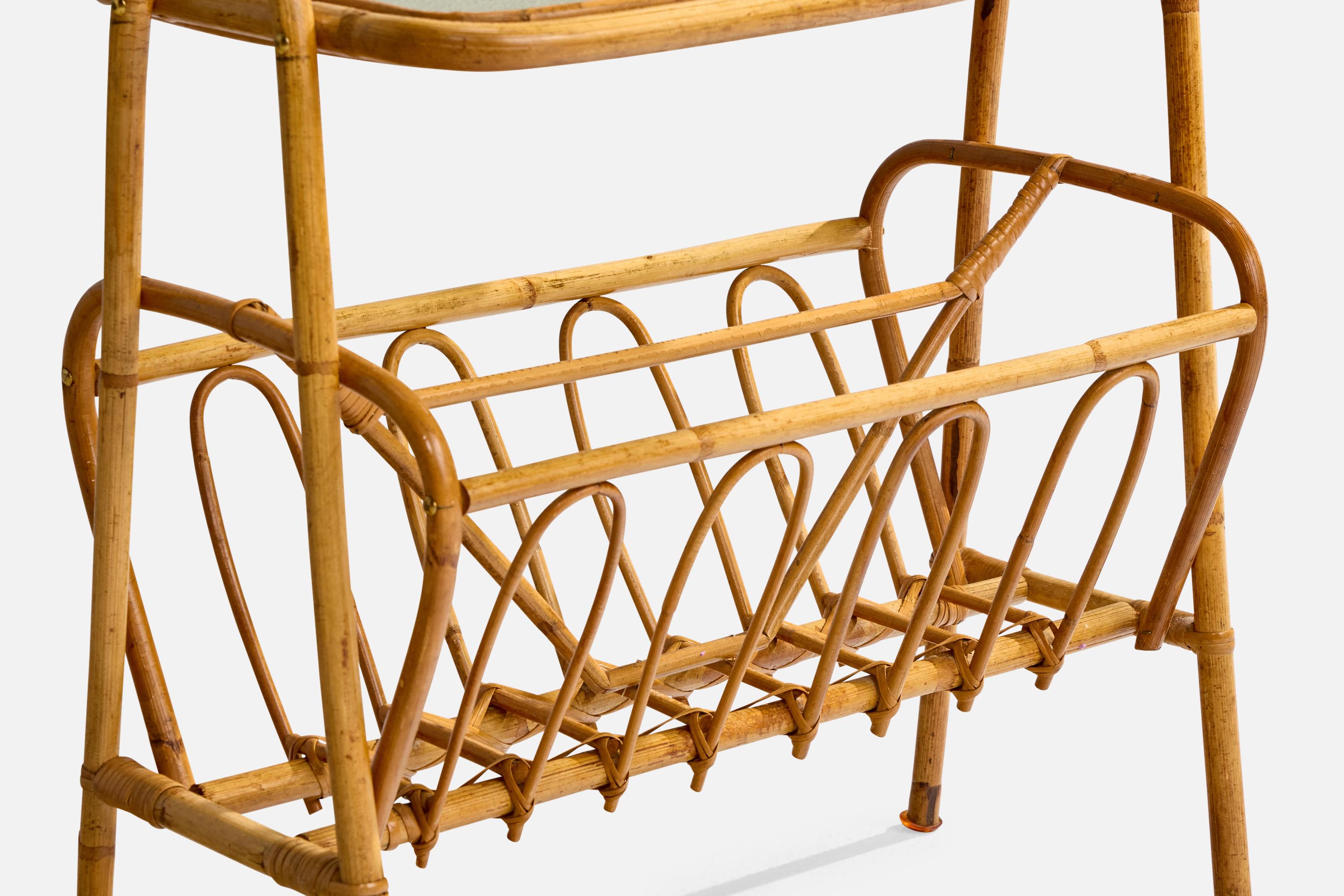 Swedish Designer, Side Table, Bamboo, Rattan, Glass, Sweden, 1950s en vente 1