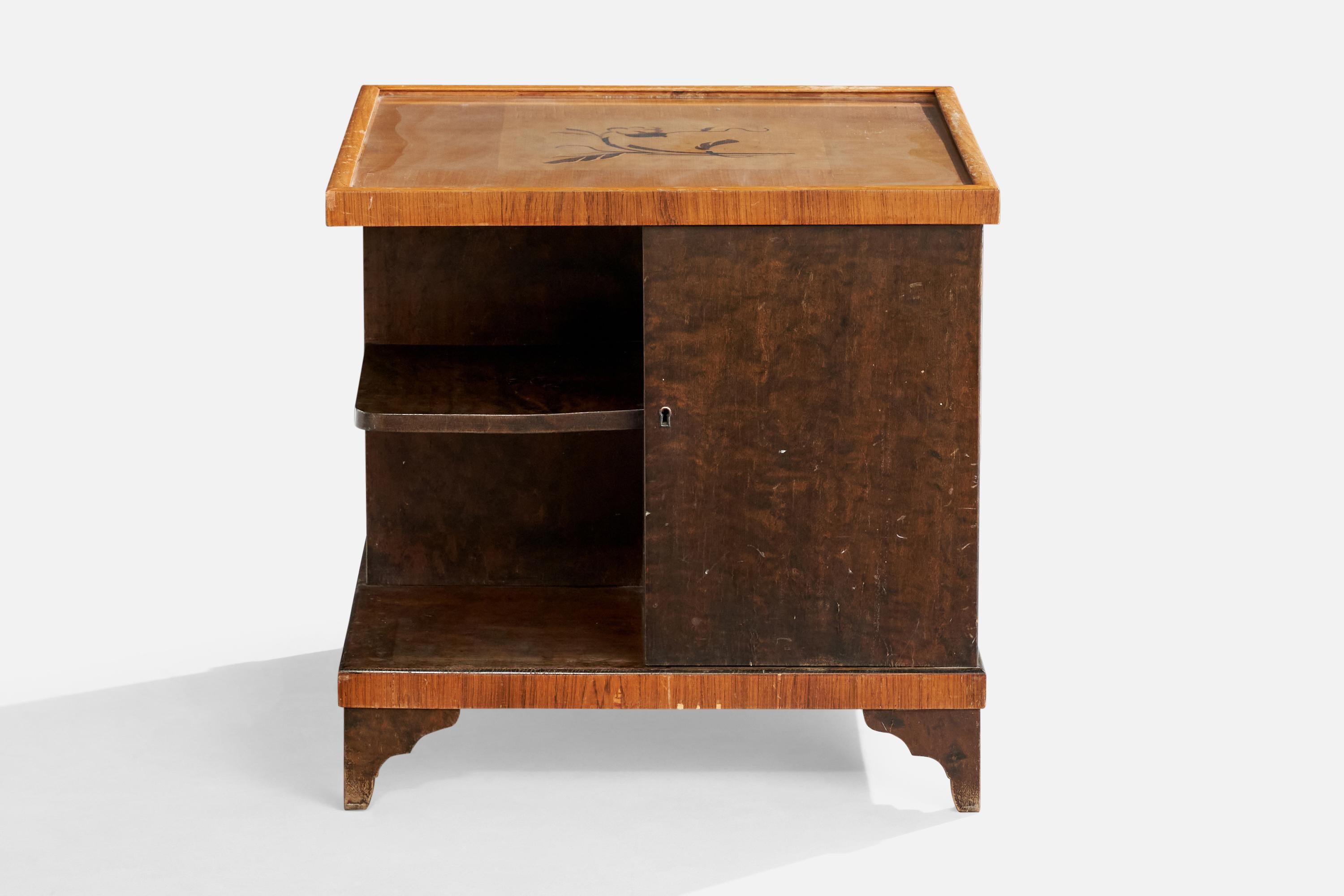 Schwedischer Designer, Beistelltisch, Birke, Eiche, Schweden, 1930er Jahre (Skandinavische Moderne) im Angebot