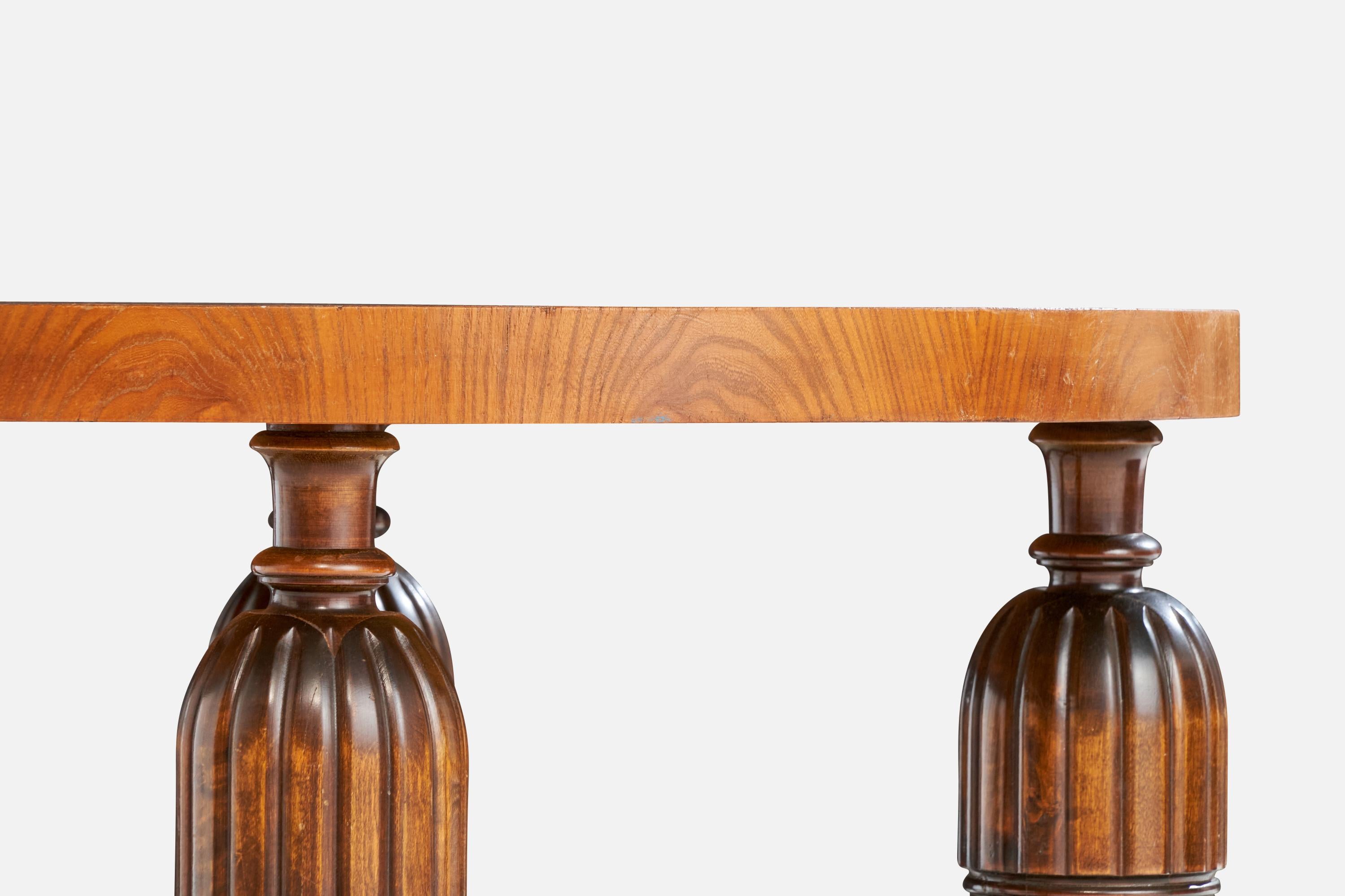 Schwedischer Designer, Beistelltisch, Birke, Eiche Schweden, 1930er Jahre im Angebot 1