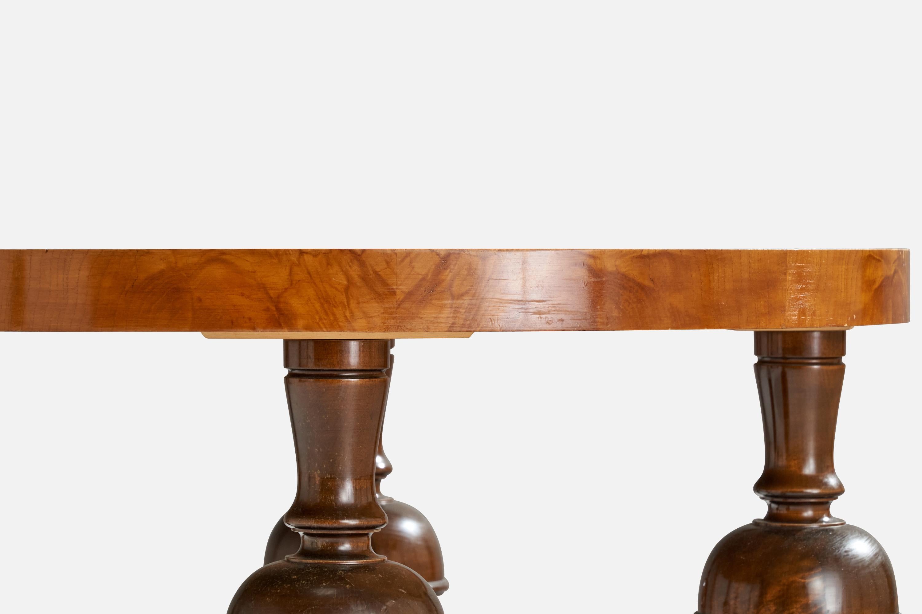 Schwedischer Designer, Beistelltisch, Birke, Schweden, 1930er Jahre (Mitte des 20. Jahrhunderts) im Angebot