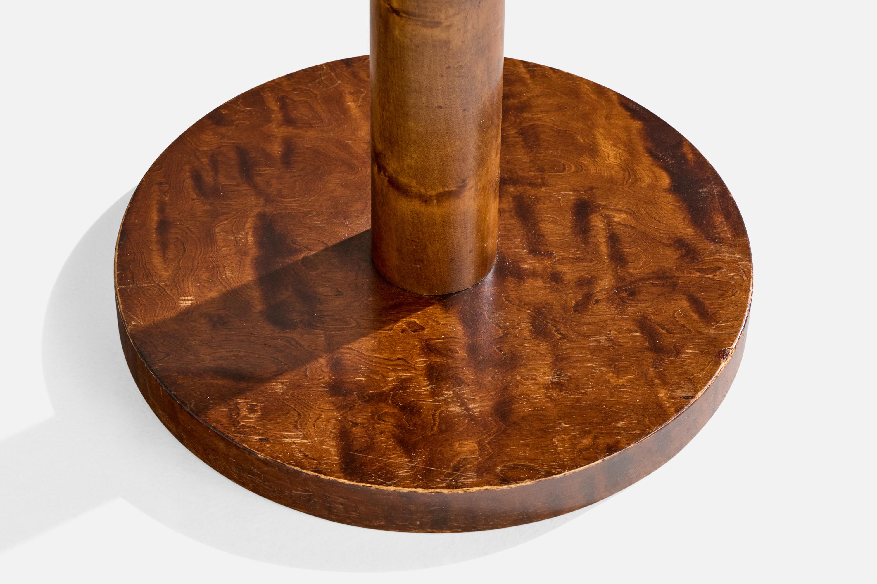 Milieu du XXe siècle Swedish Designer, Side Table, Birch, Sweden, 1930s en vente