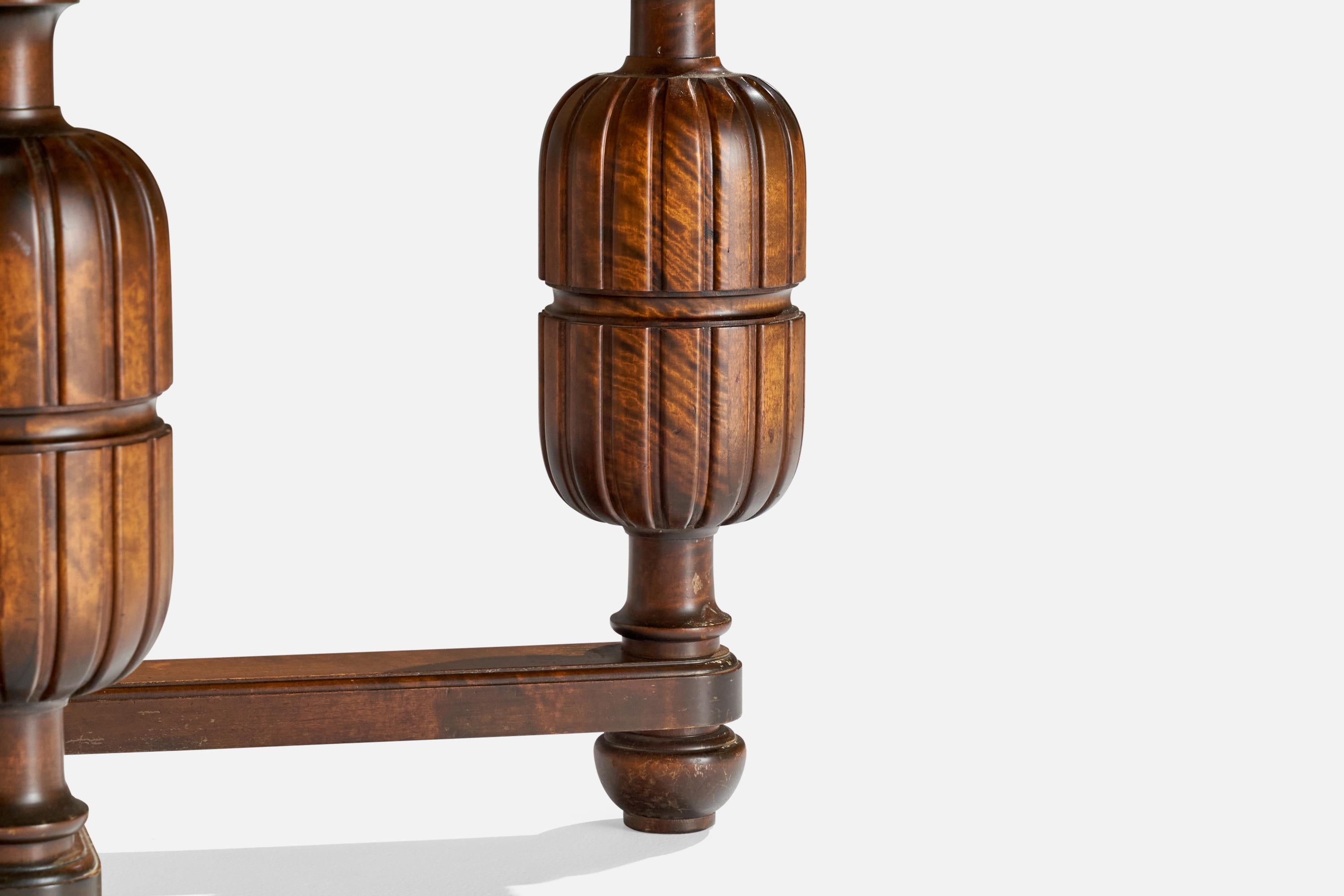 Schwedischer Designer, Beistelltisch, Birke, Schweden, 1930er Jahre im Angebot 2