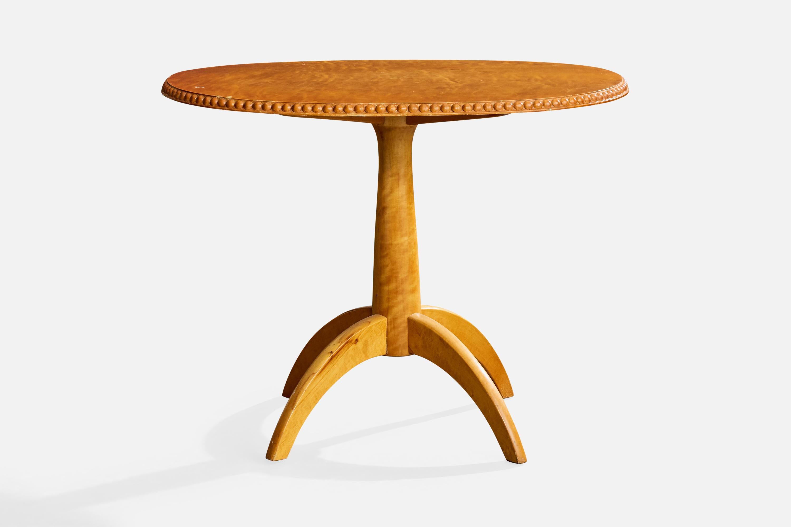 Scandinave moderne Swedish Designer, Side Table, Birch, Sweden, 1940s en vente