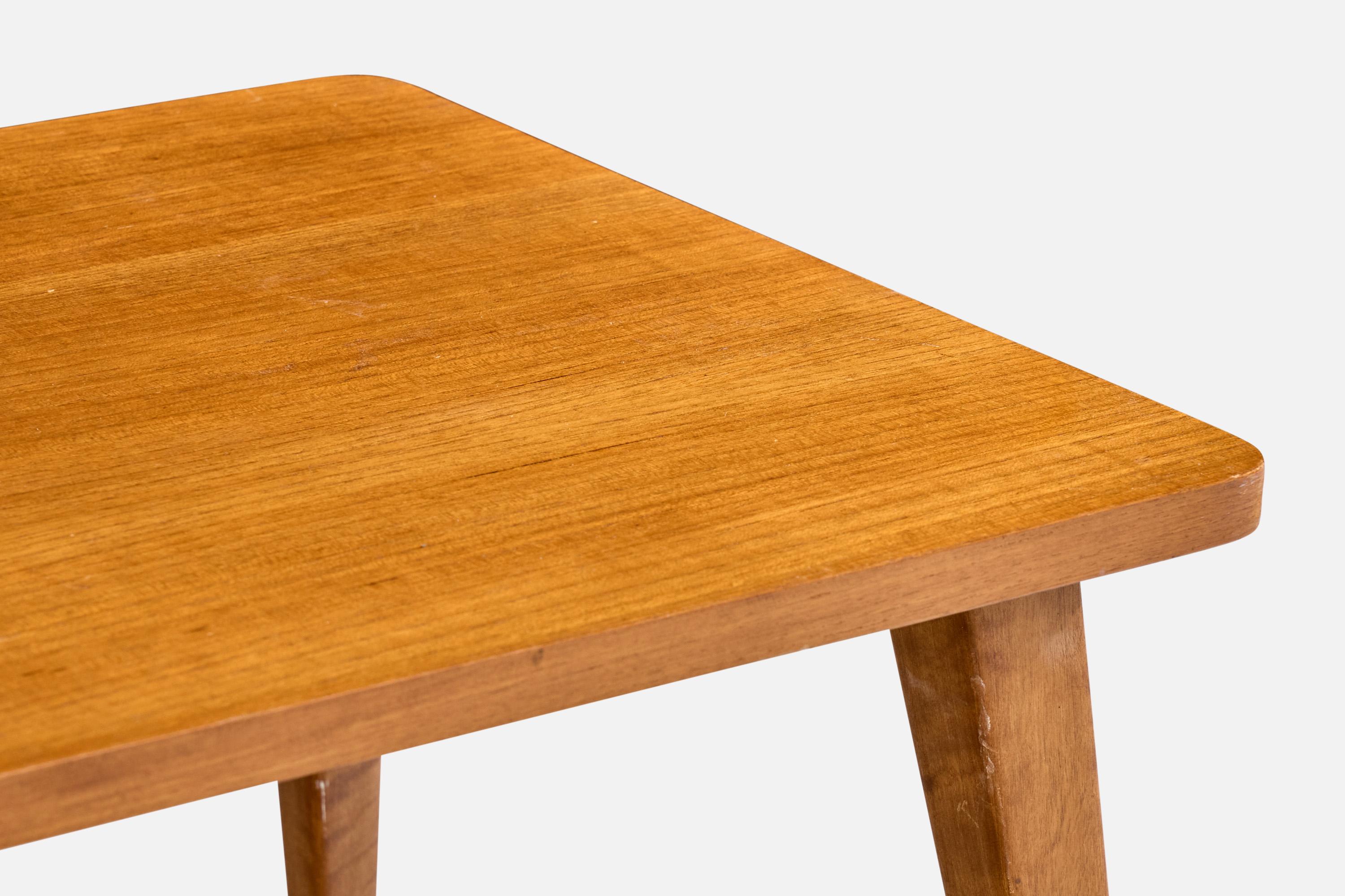 Metà XX secolo Tavolino di design svedese, betulla, teak, ottone, Svezia, anni '50 in vendita