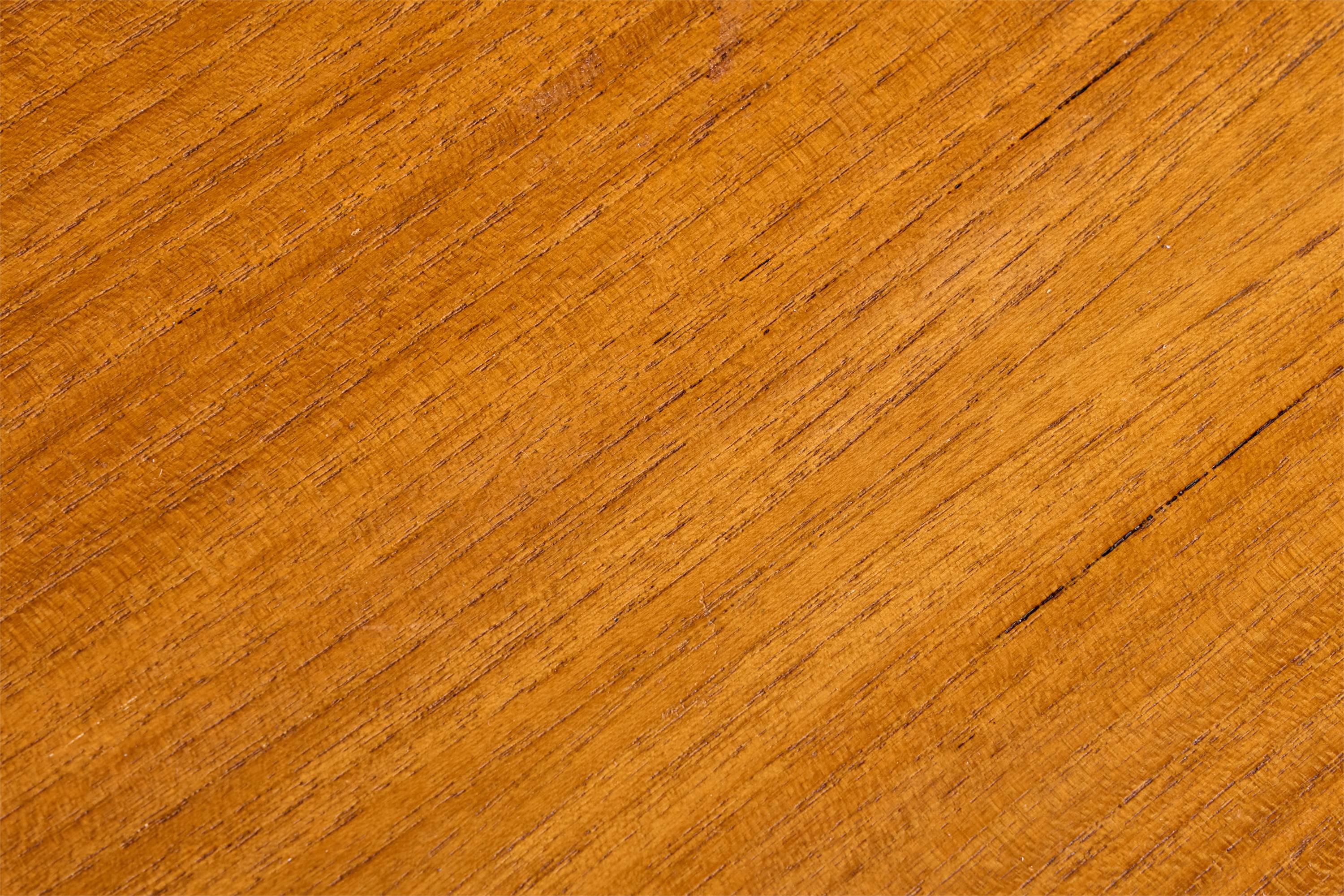 Ottone Tavolino di design svedese, betulla, teak, ottone, Svezia, anni '50 in vendita