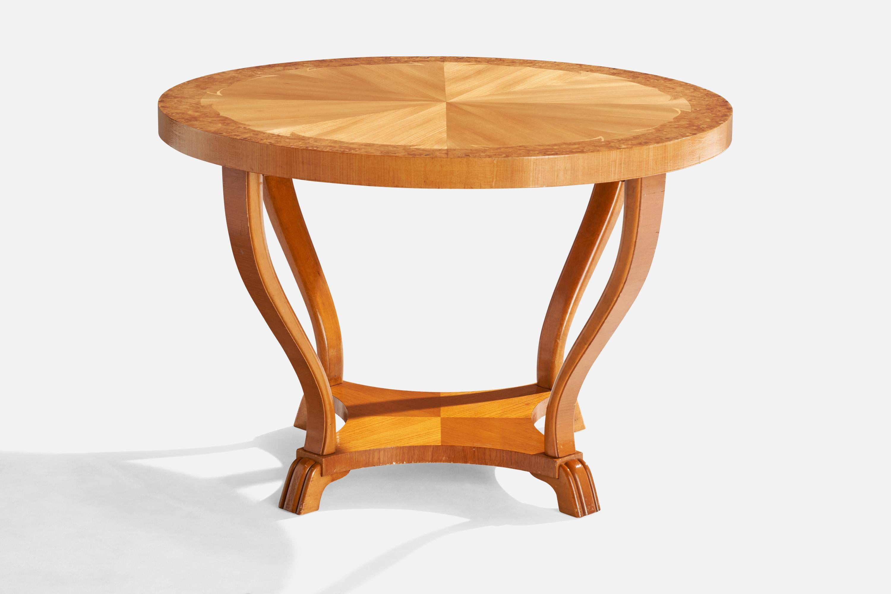 Diseñador sueco, mesa auxiliar, roble, nudo, Suecia, años 30 Escandinavo moderno en venta