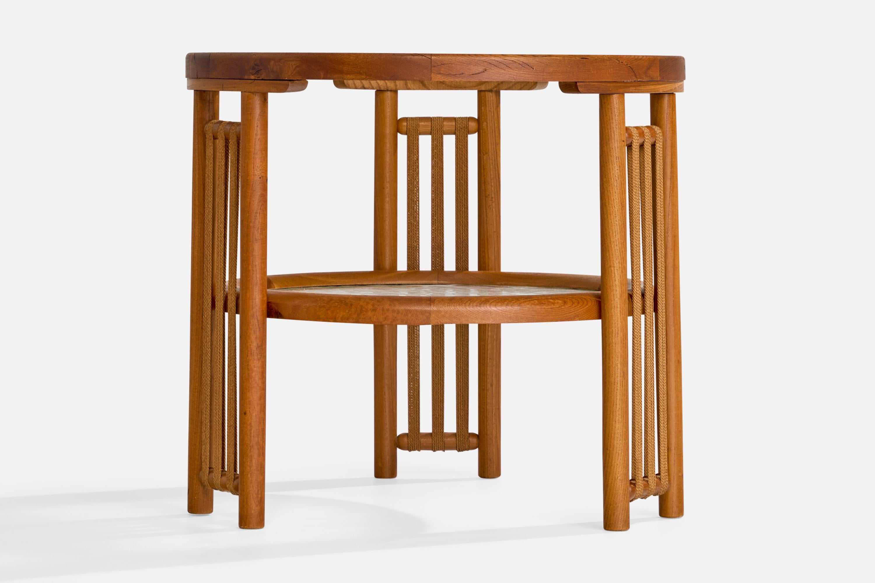Schwedischer Designer, Beistelltisch, Eiche, Glas, Stoff, Schweden, 1940er Jahre im Zustand „Gut“ im Angebot in High Point, NC