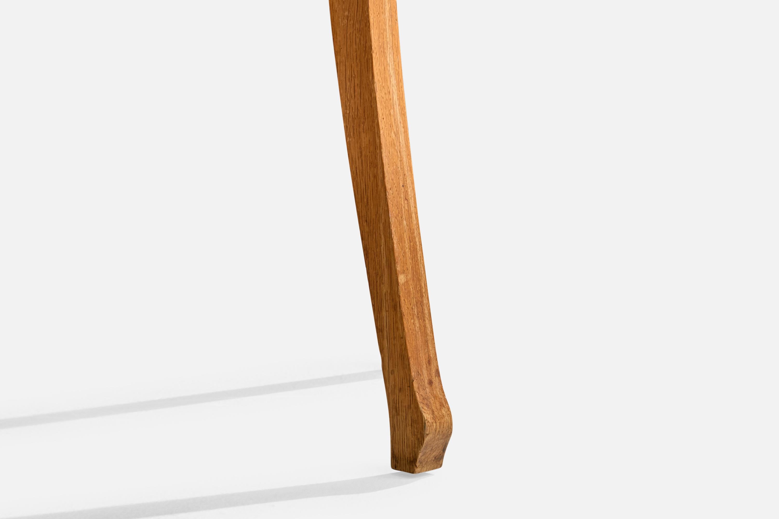 Swedish Designer, Side Table, Oak, Sweden, 1910s For Sale 6