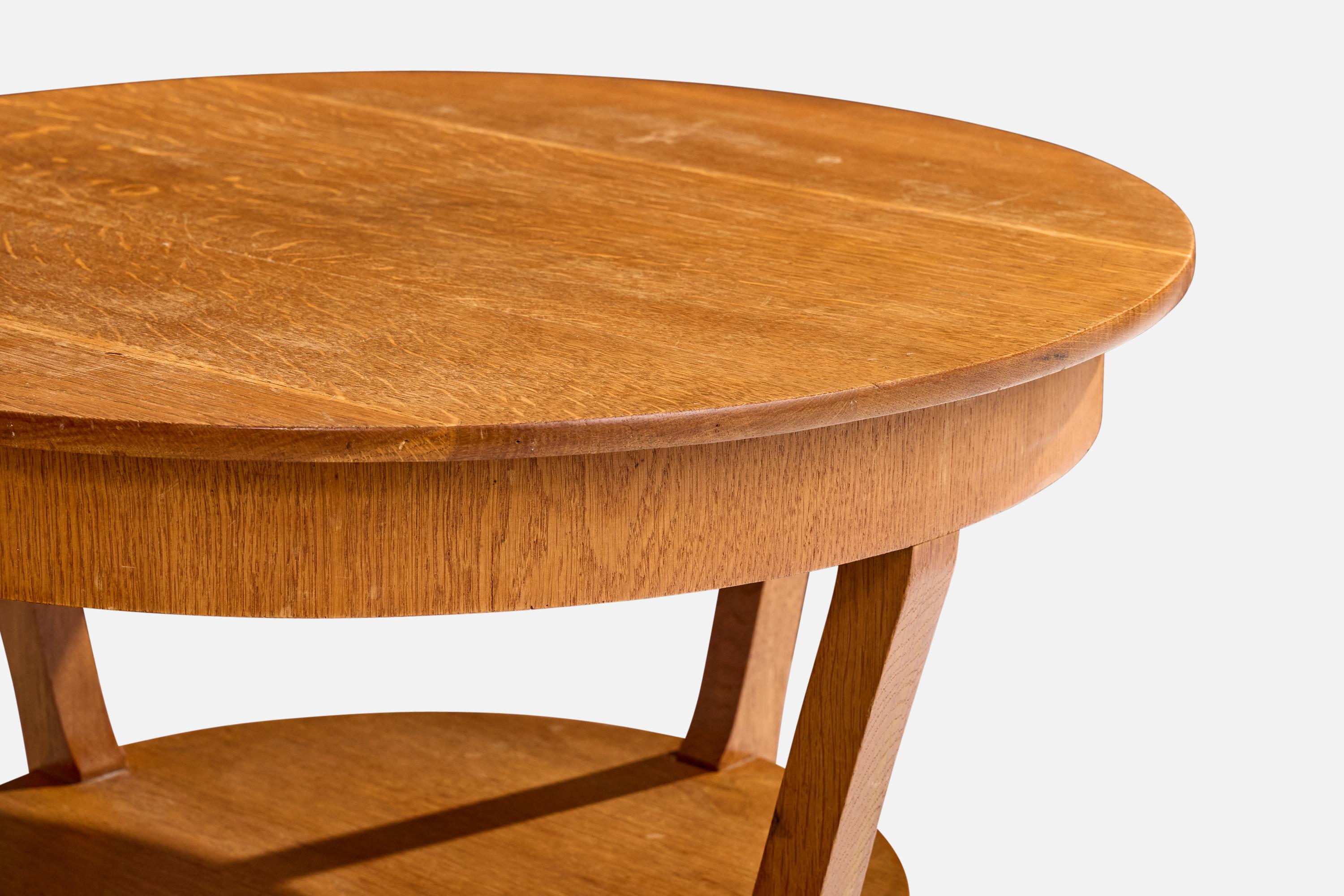 Swedish Designer, Side Table, Oak, Sweden, 1910s For Sale 1