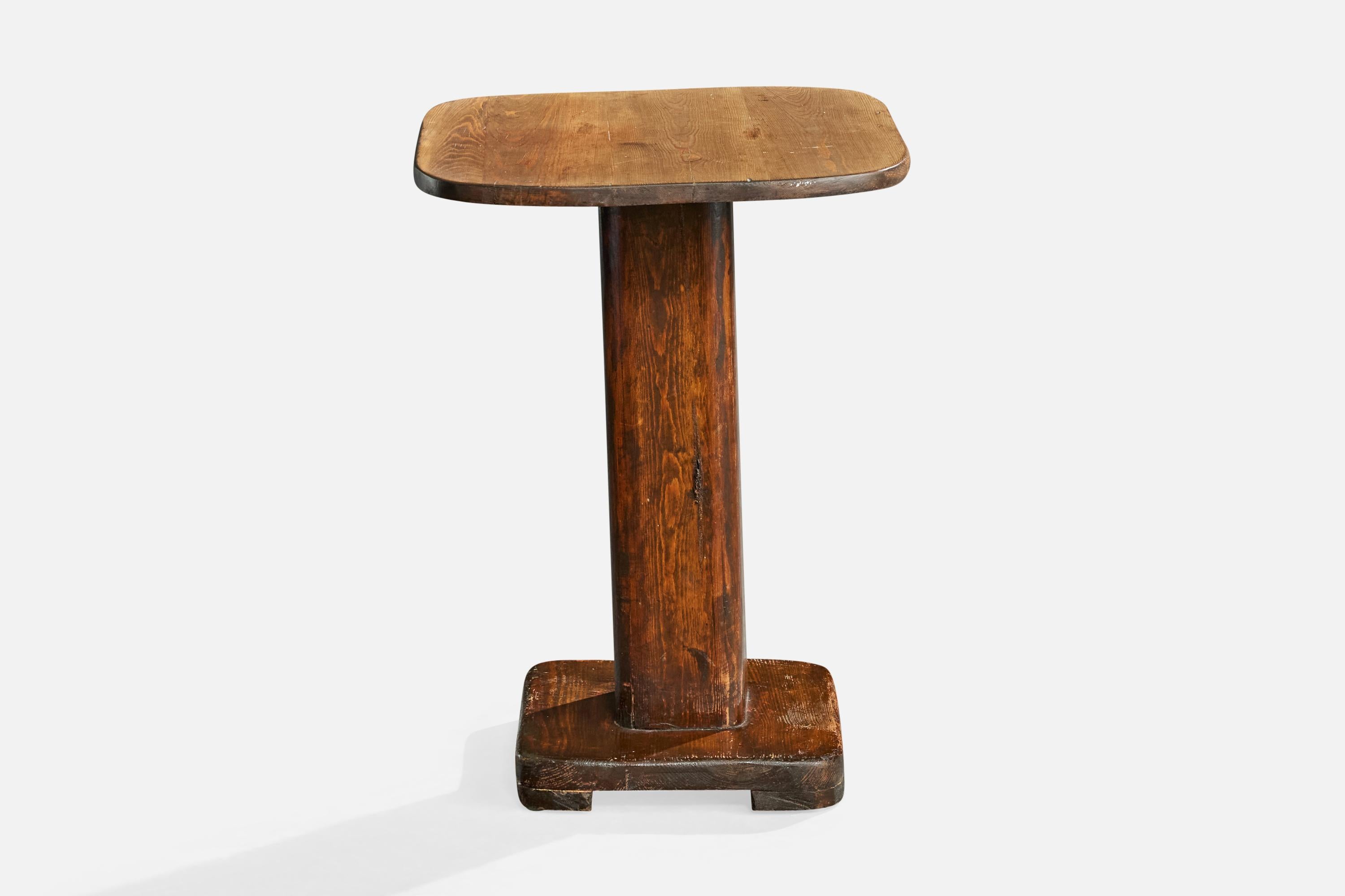 Swedish Designer, Side Table, Pine, Sweden, 1920s In Fair Condition For Sale In High Point, NC