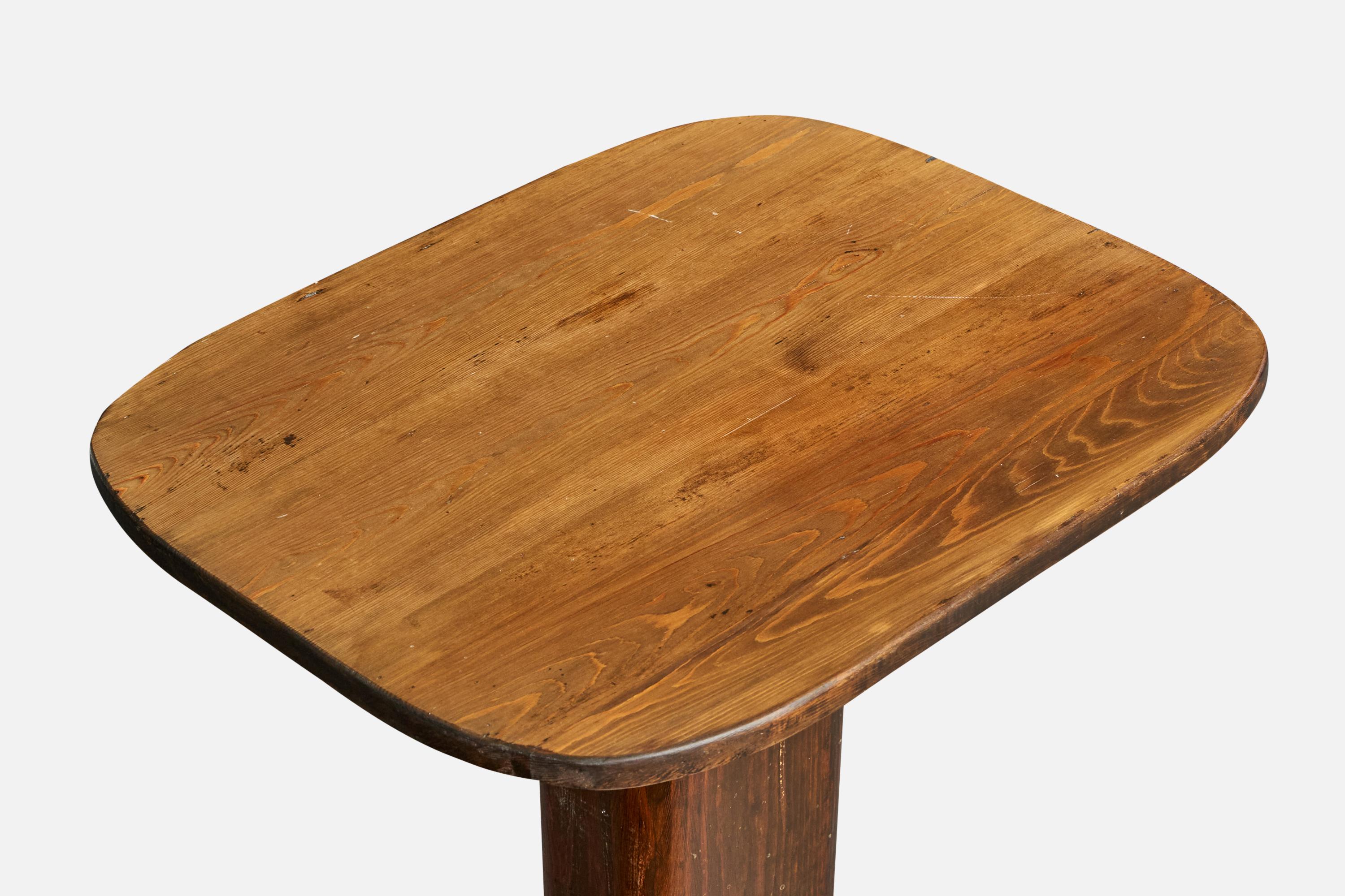 Swedish Designer, Side Table, Pine, Sweden, 1920s For Sale 2