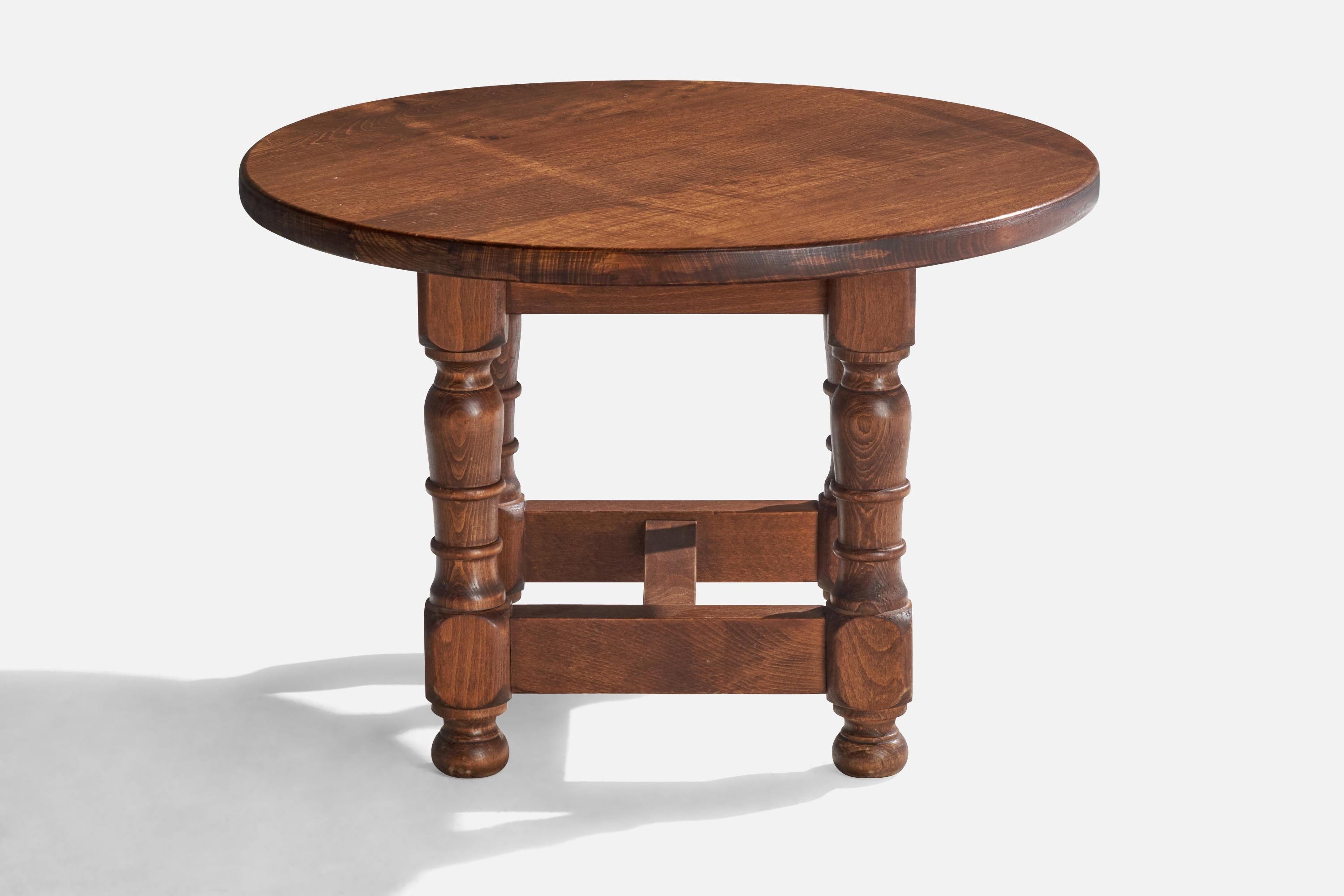 Schwedischer Designer, Beistelltisch, Kiefernholz, Schweden, 1930er Jahre (Mitte des 20. Jahrhunderts) im Angebot