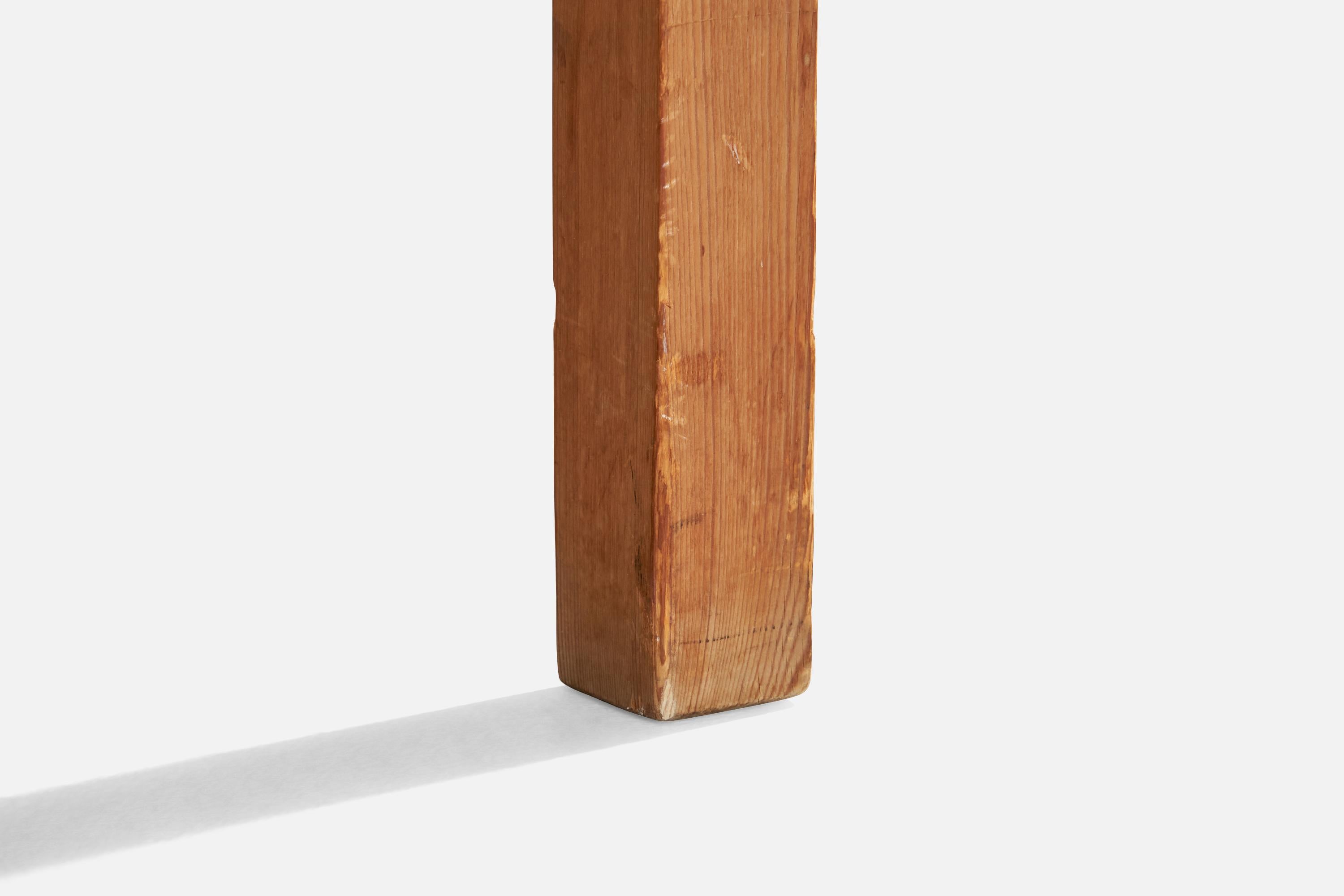 Schwedischer Designer, Beistelltisch, Kiefernholz, Schweden, 1940er Jahre im Angebot 5