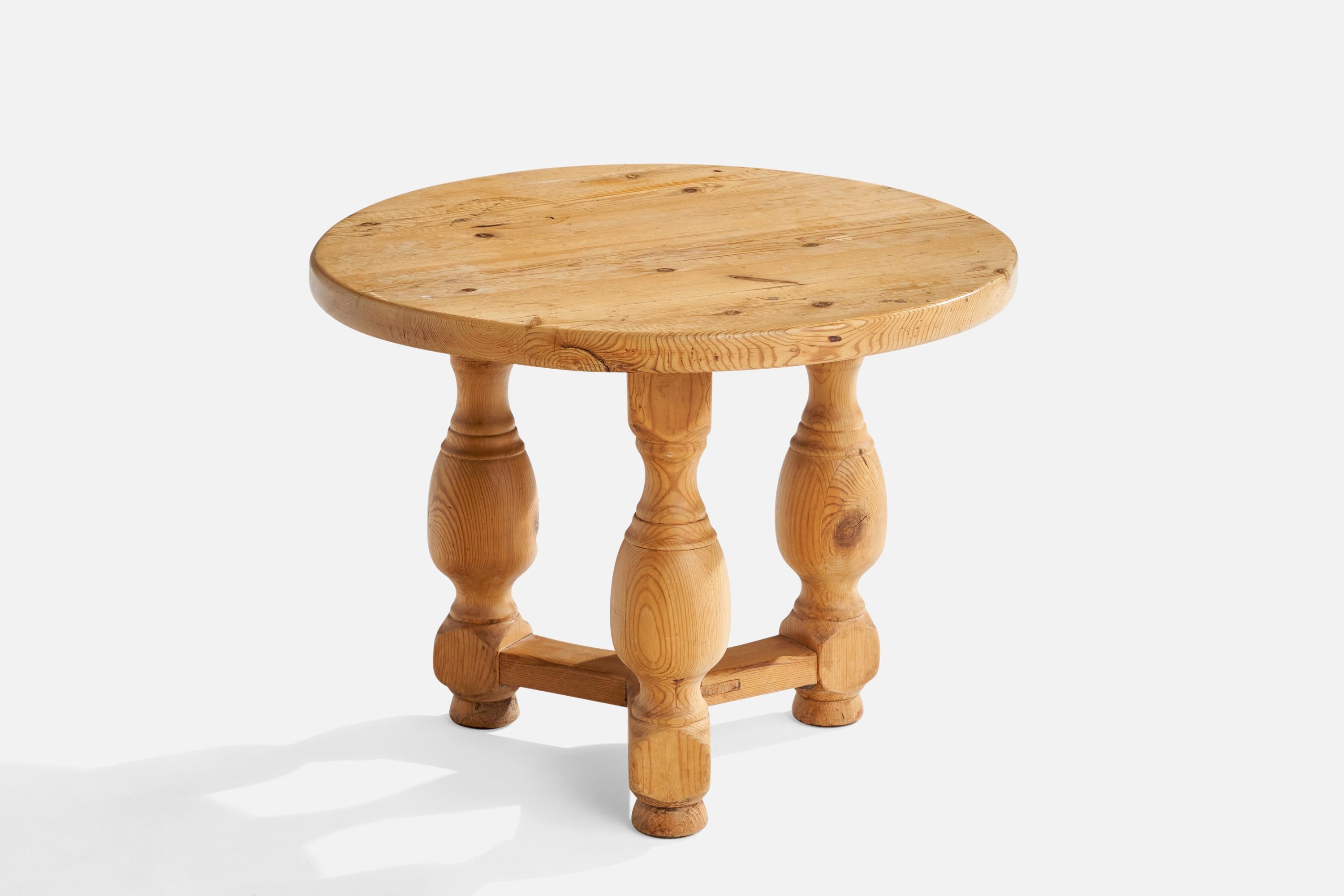 Schwedischer Designer, Beistelltisch, Kiefernholz, Schweden, 1940er Jahre im Angebot 3