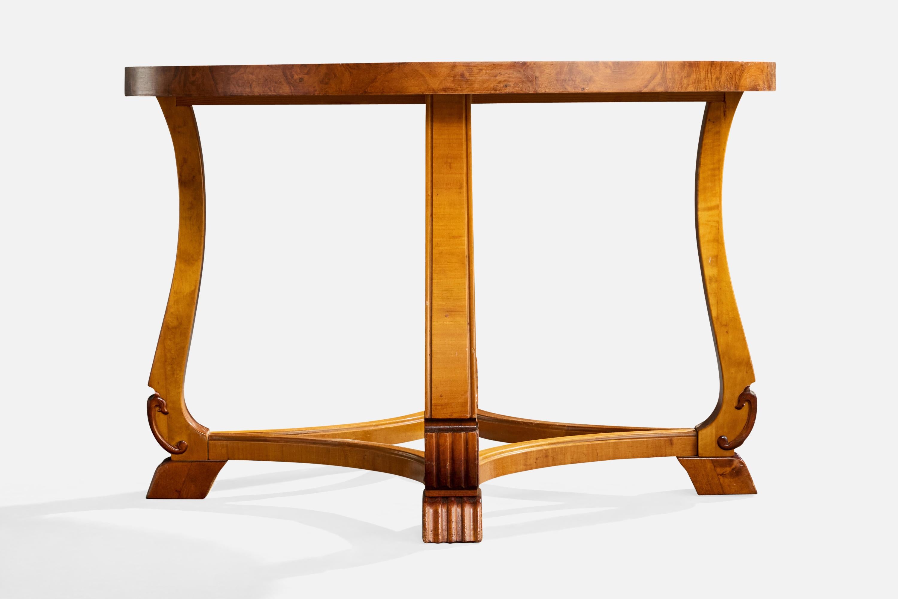 Svedese Tavolino svedese di design, Wood, radica, Svezia, anni '30 in vendita