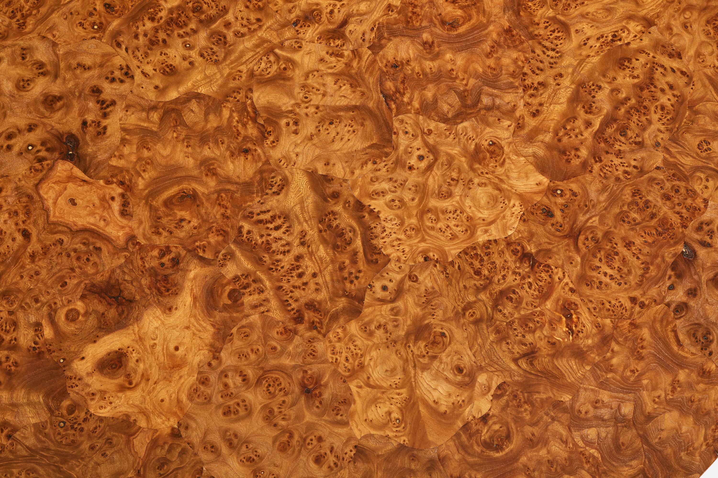 Legno Tavolino svedese di design, Wood, radica, Svezia, anni '30 in vendita