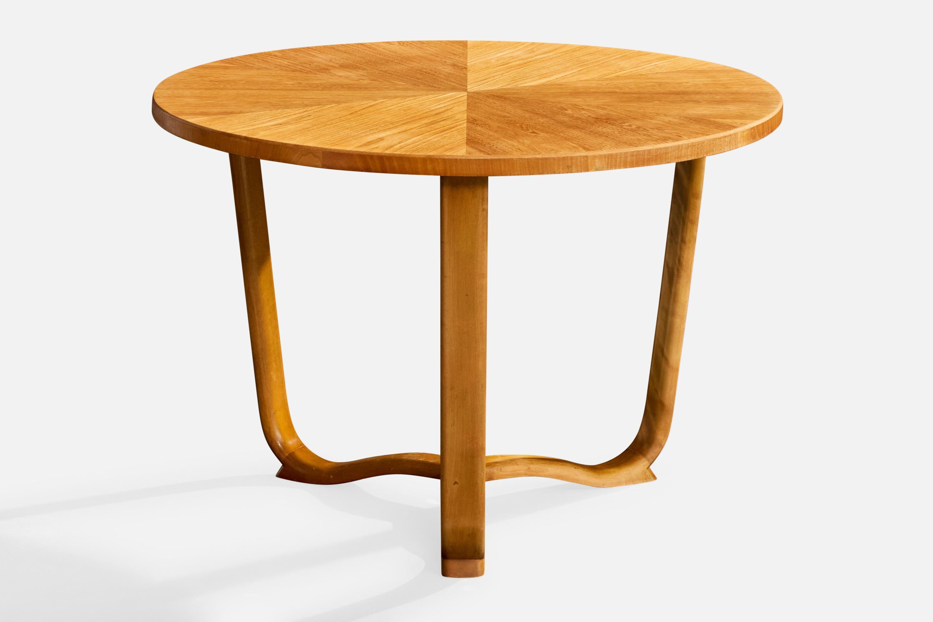 Scandinave moderne Swedish Designer, Side Table, Wood, Sweden, 1940s en vente