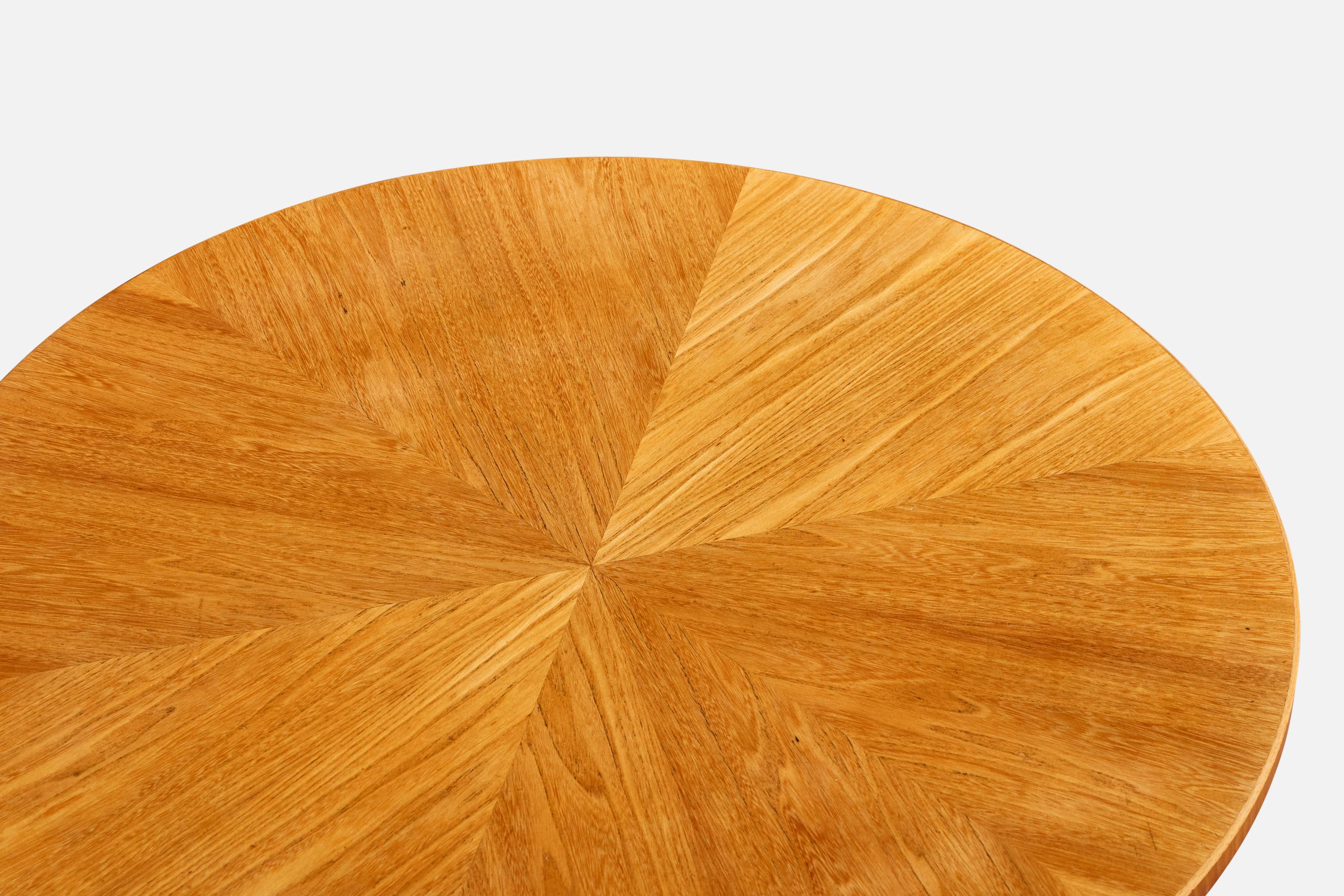 Milieu du XXe siècle Swedish Designer, Side Table, Wood, Sweden, 1940s en vente