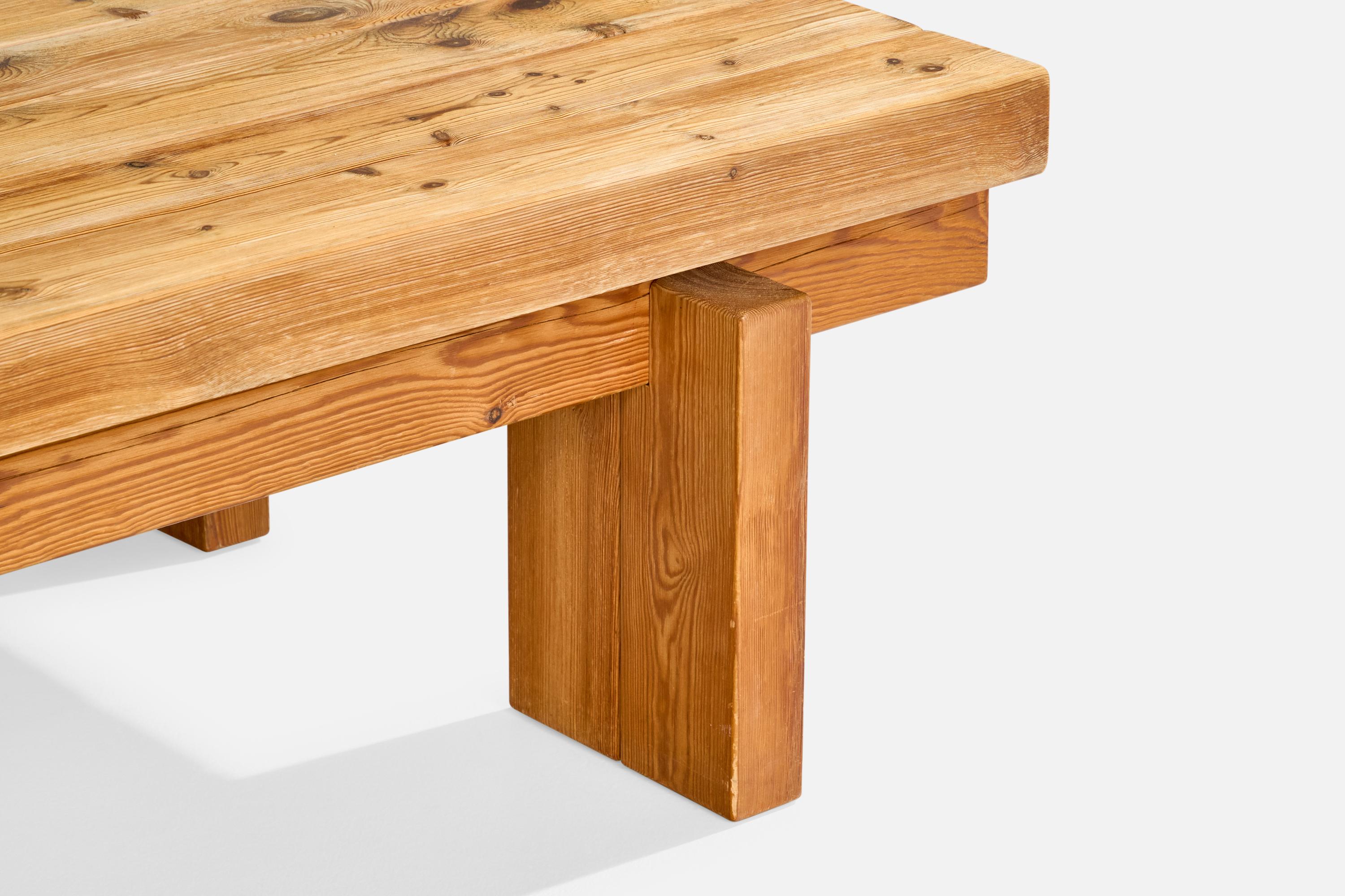 Schwedischer Designer, Couchtisch aus Kiefernholz, Schweden, 1970er Jahre im Angebot 5