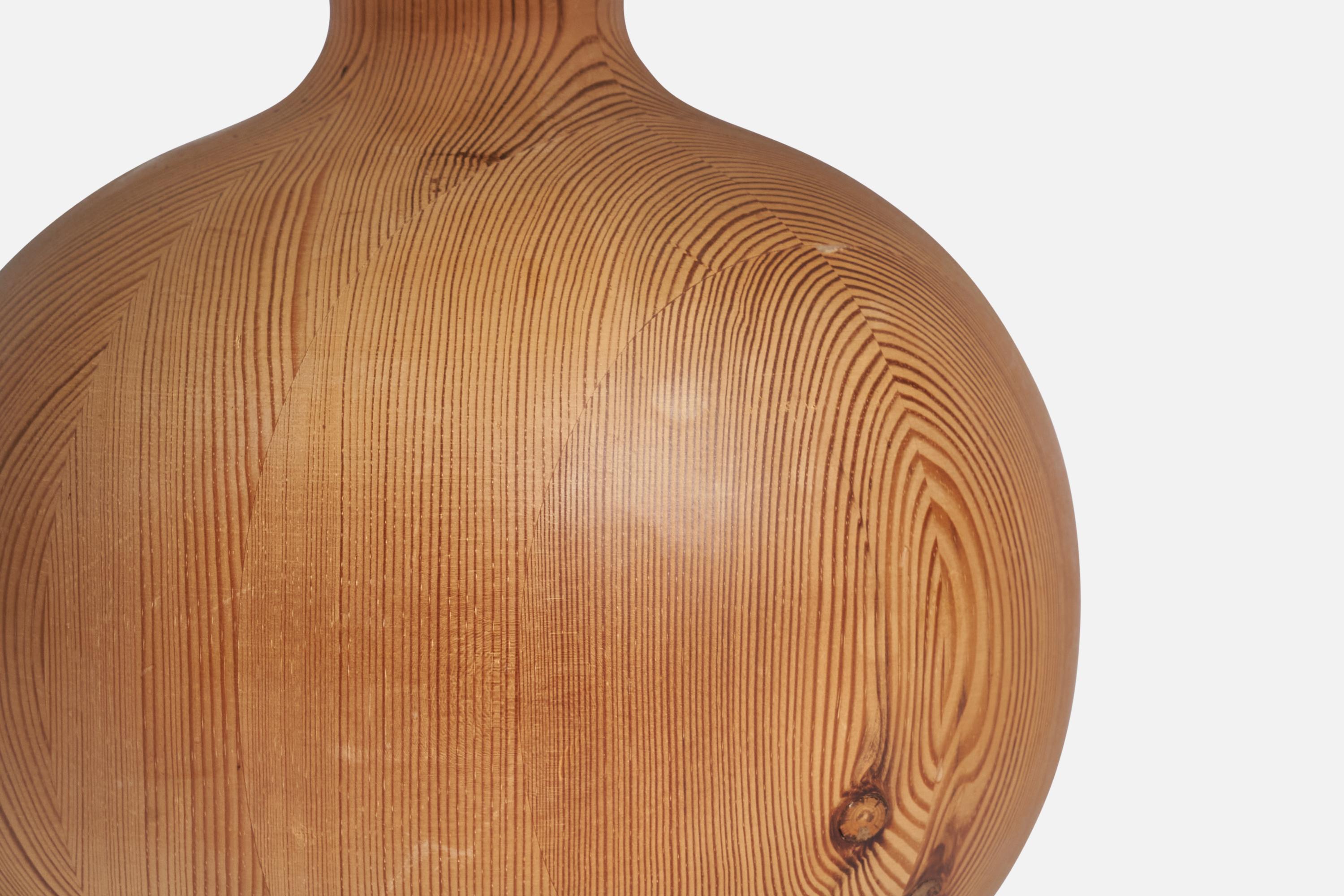 Mid-20th Century Swedish Designer, Sizeable Table Lamp, Pine, Sweden, 1960s For Sale