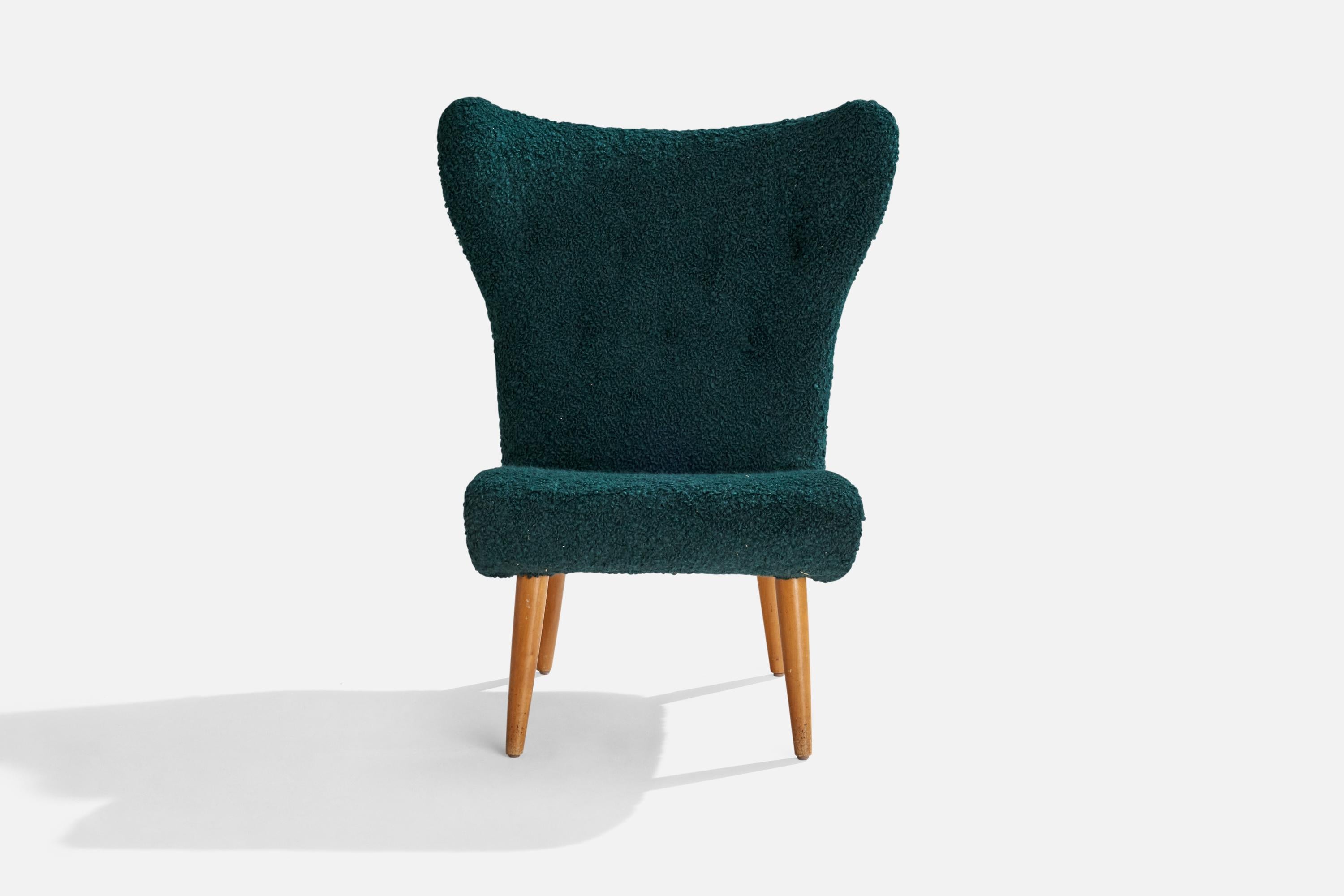 Mid-Century Modern Swedish Designer, Slipper Chair, Wood, Fabric, Sweden, 1950s For Sale