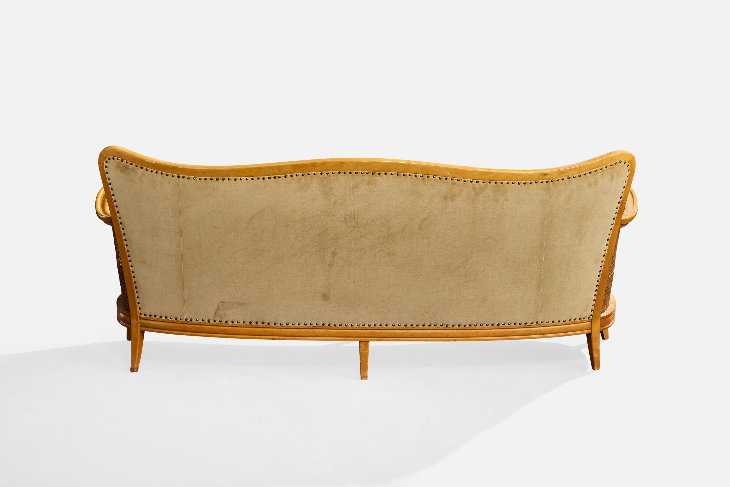 Swedish Designer, Sofa, Birch, Fabric, Cane, Sweden, 1930s État moyen - En vente à High Point, NC