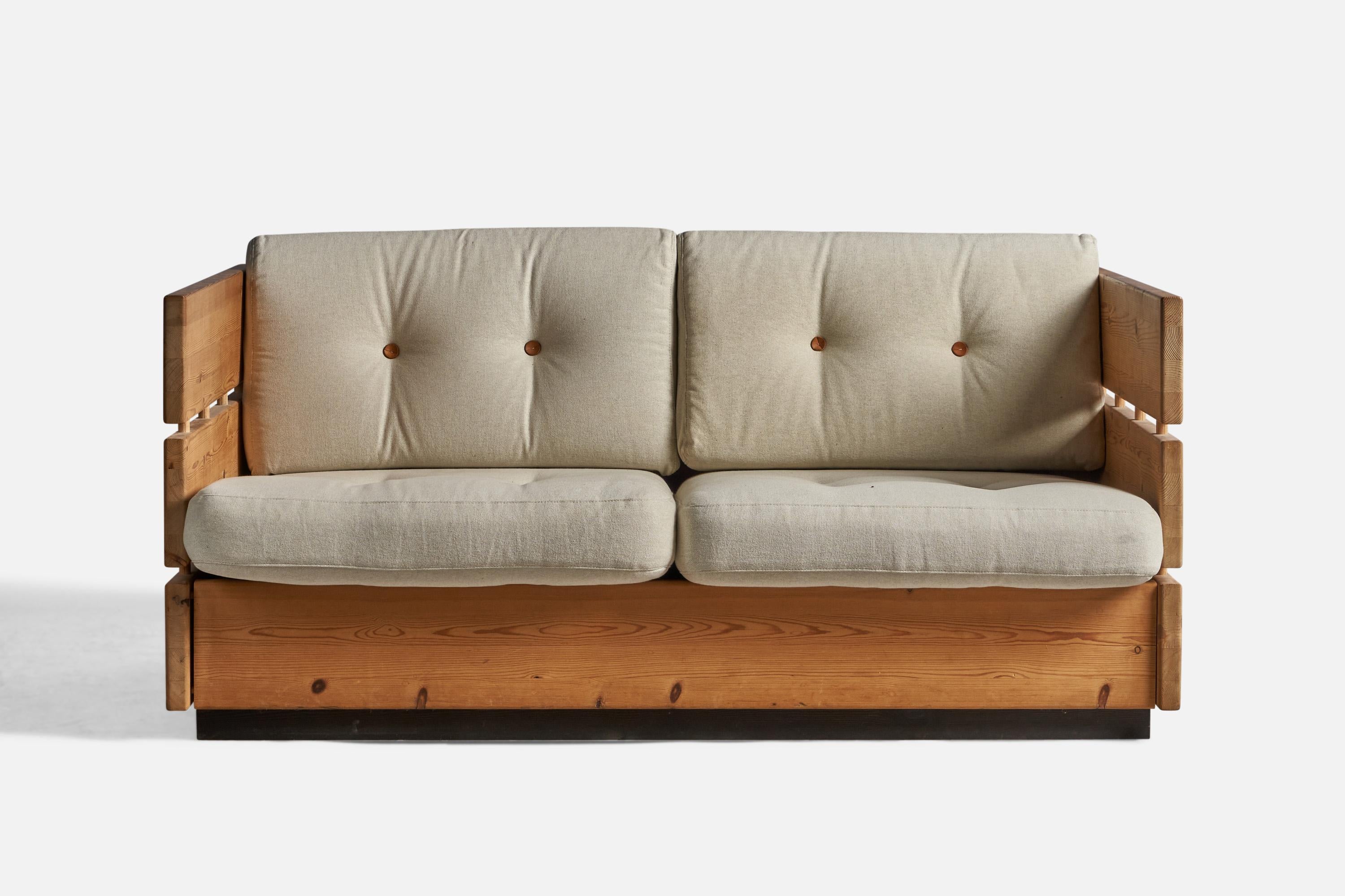 Minimalist Swedish Designer, Sofa, Pine, Fabric, Sweden, 1970s For Sale