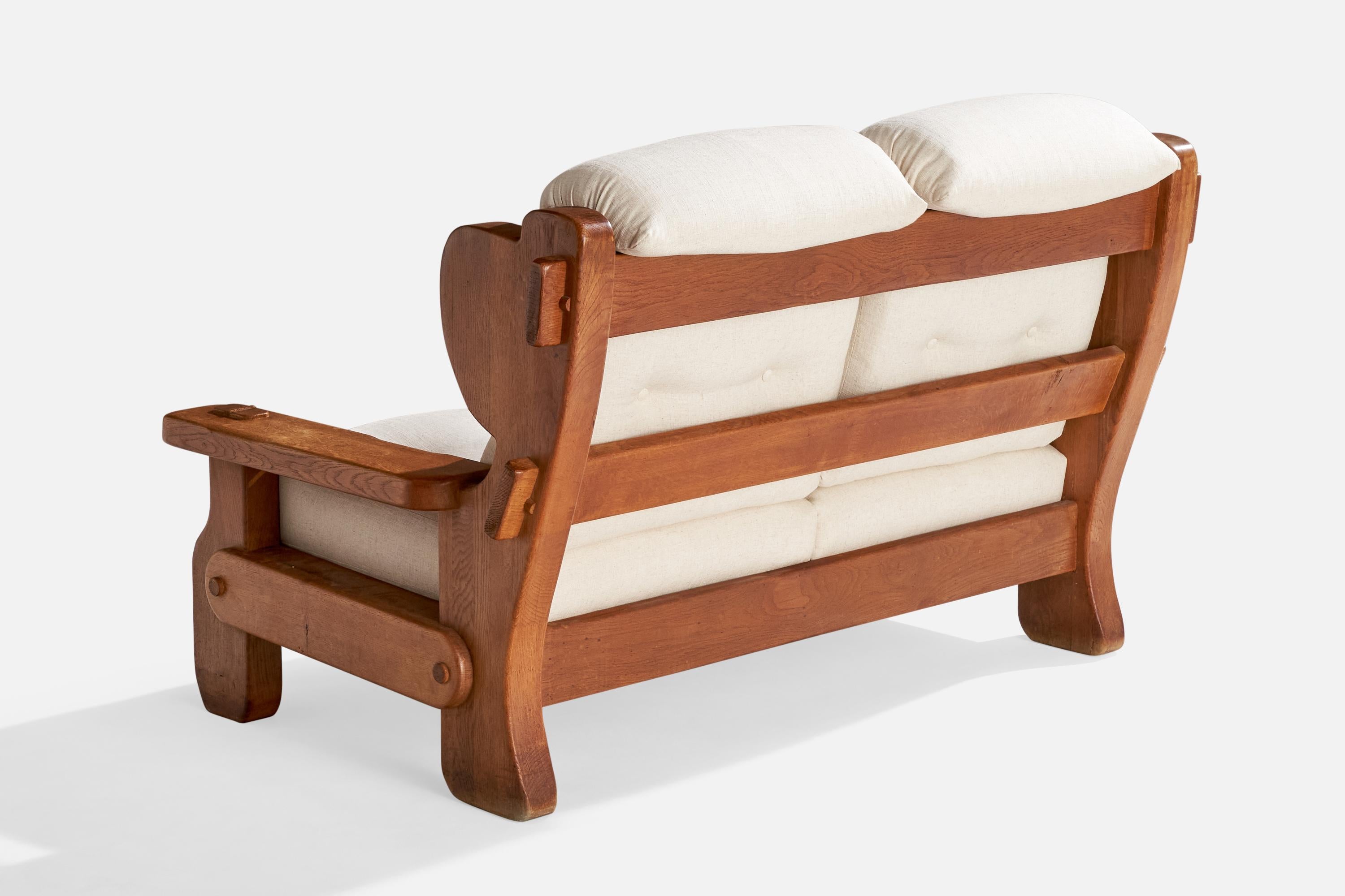 Swedish Designer, Sofa, Pine, Fabric, Sweden, 1970s For Sale 4